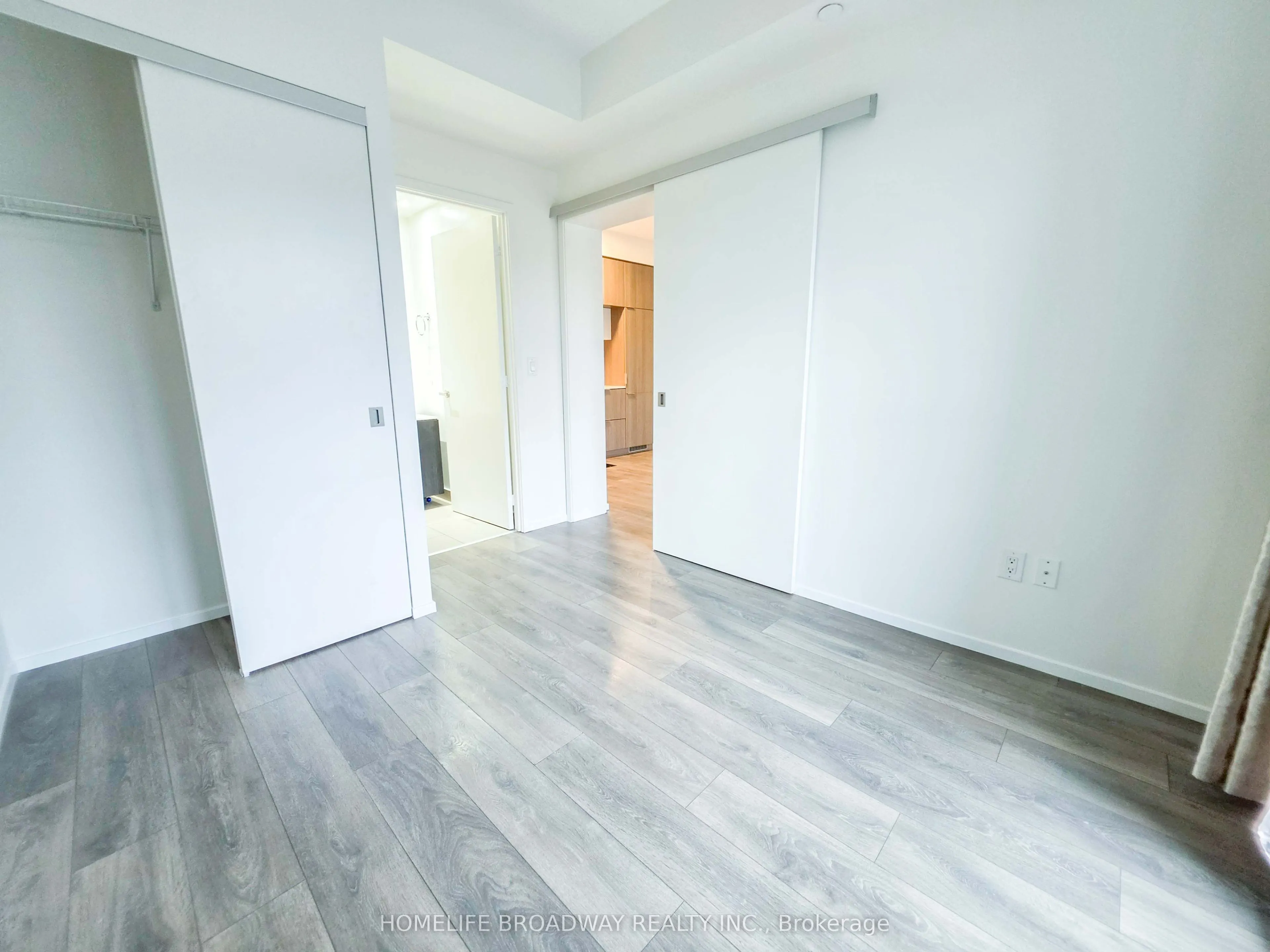 159 Dundas Street E #1108