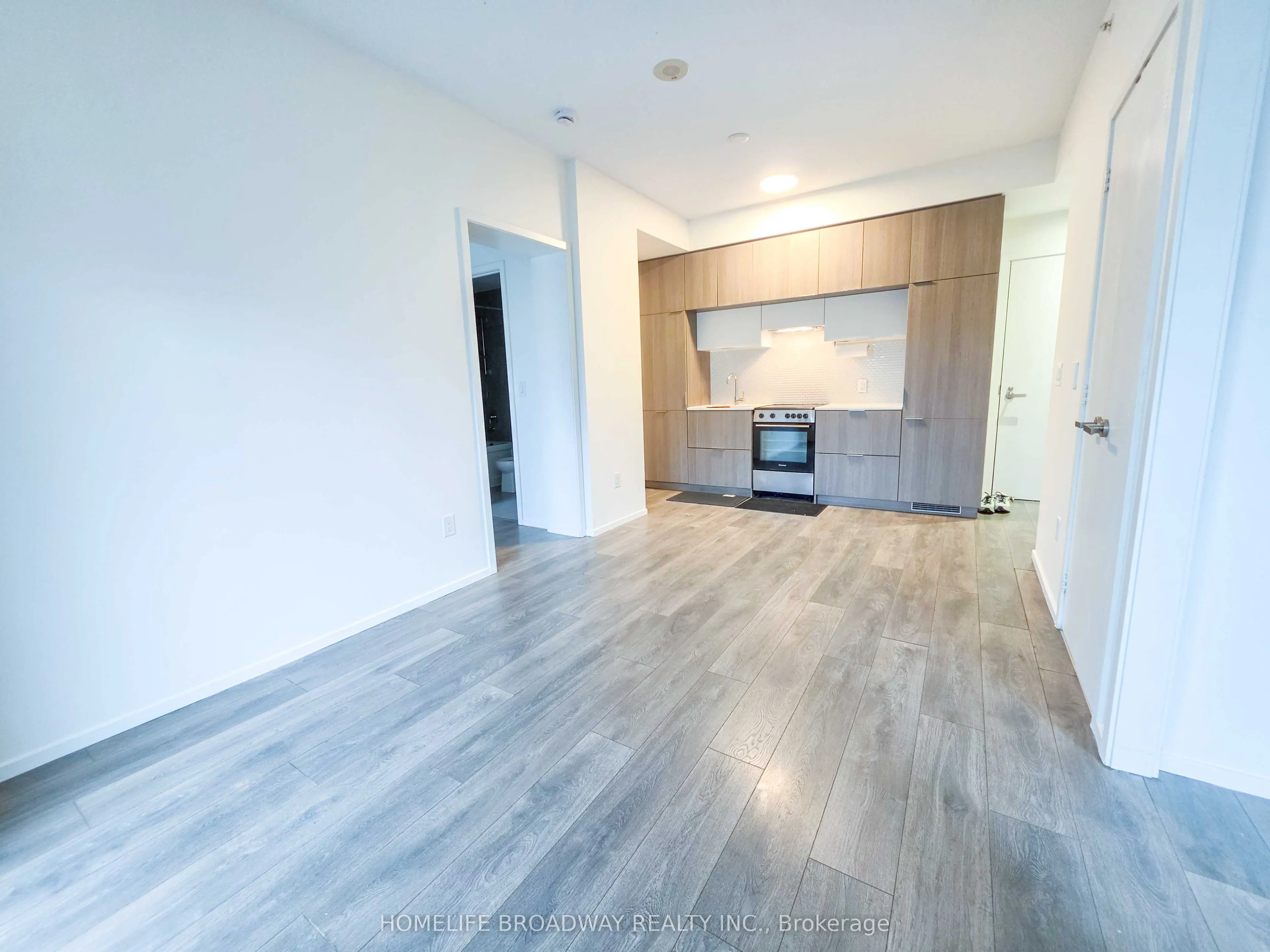 159 Dundas Street E #1108