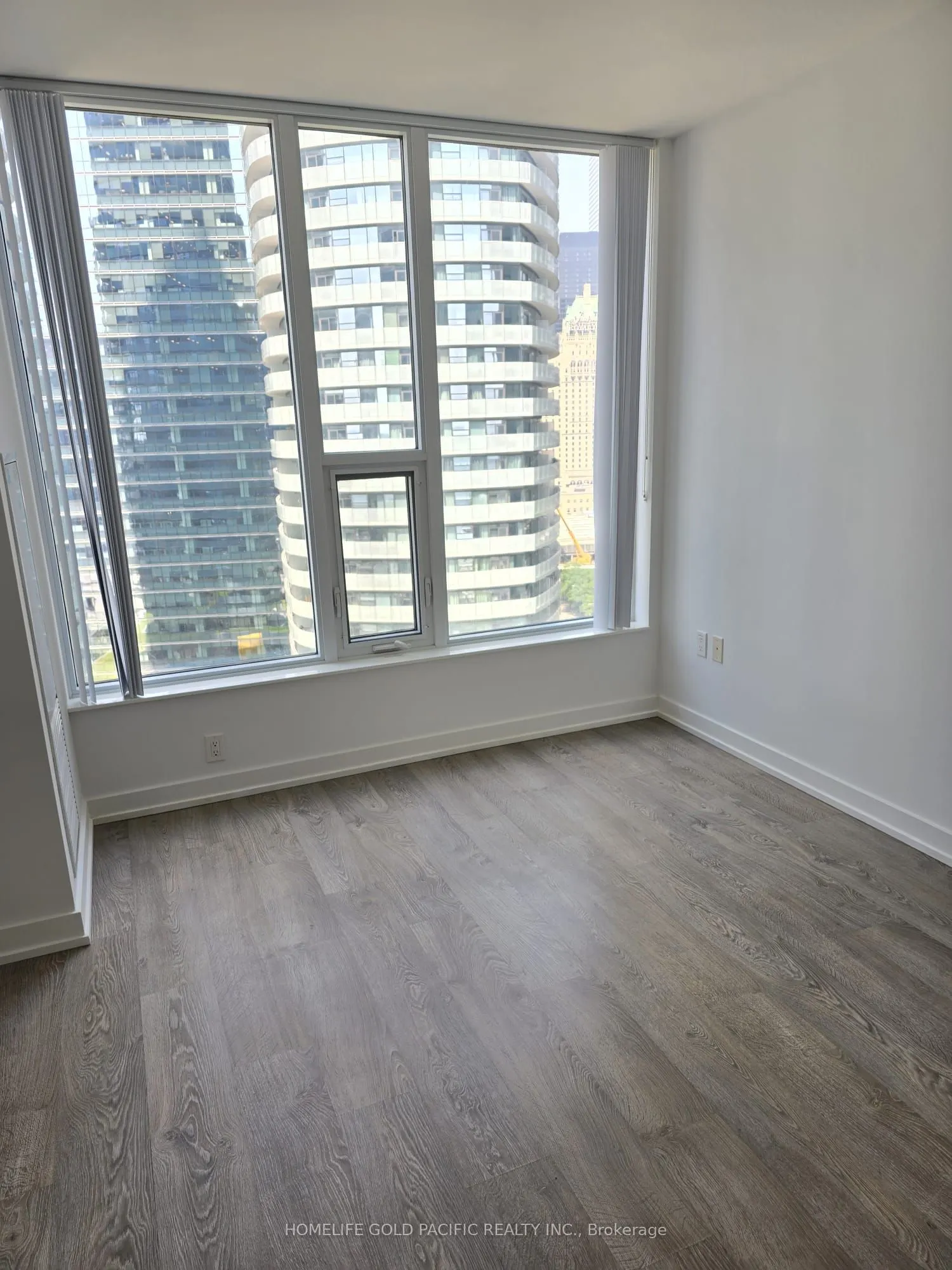 10 York Street #1901