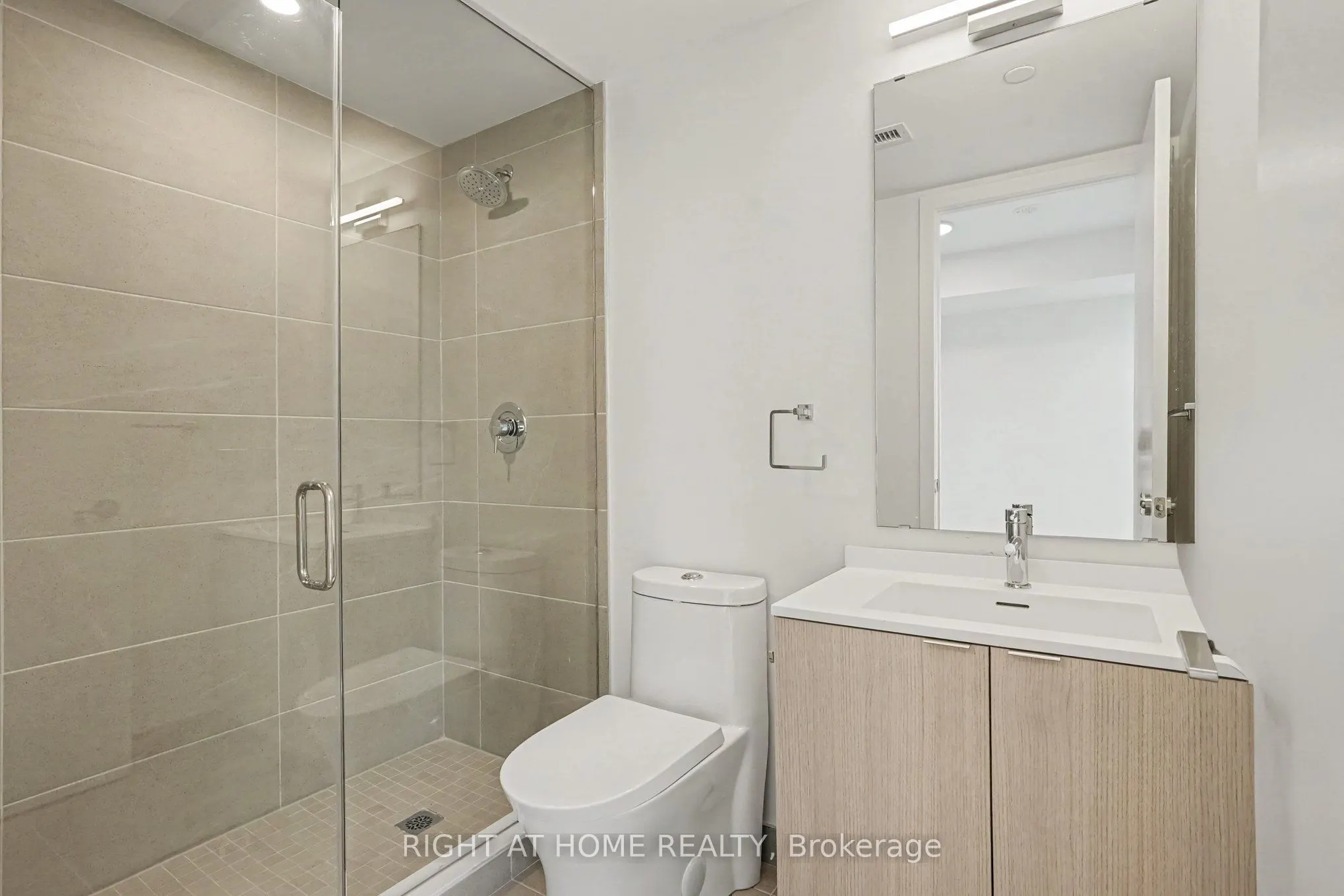 100 Queen Street E #1203