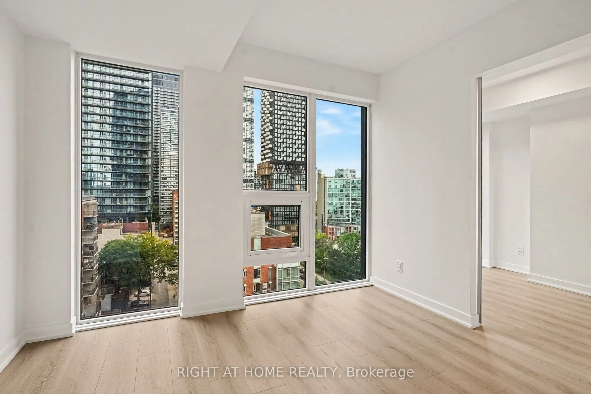 100 Queen Street E #1203