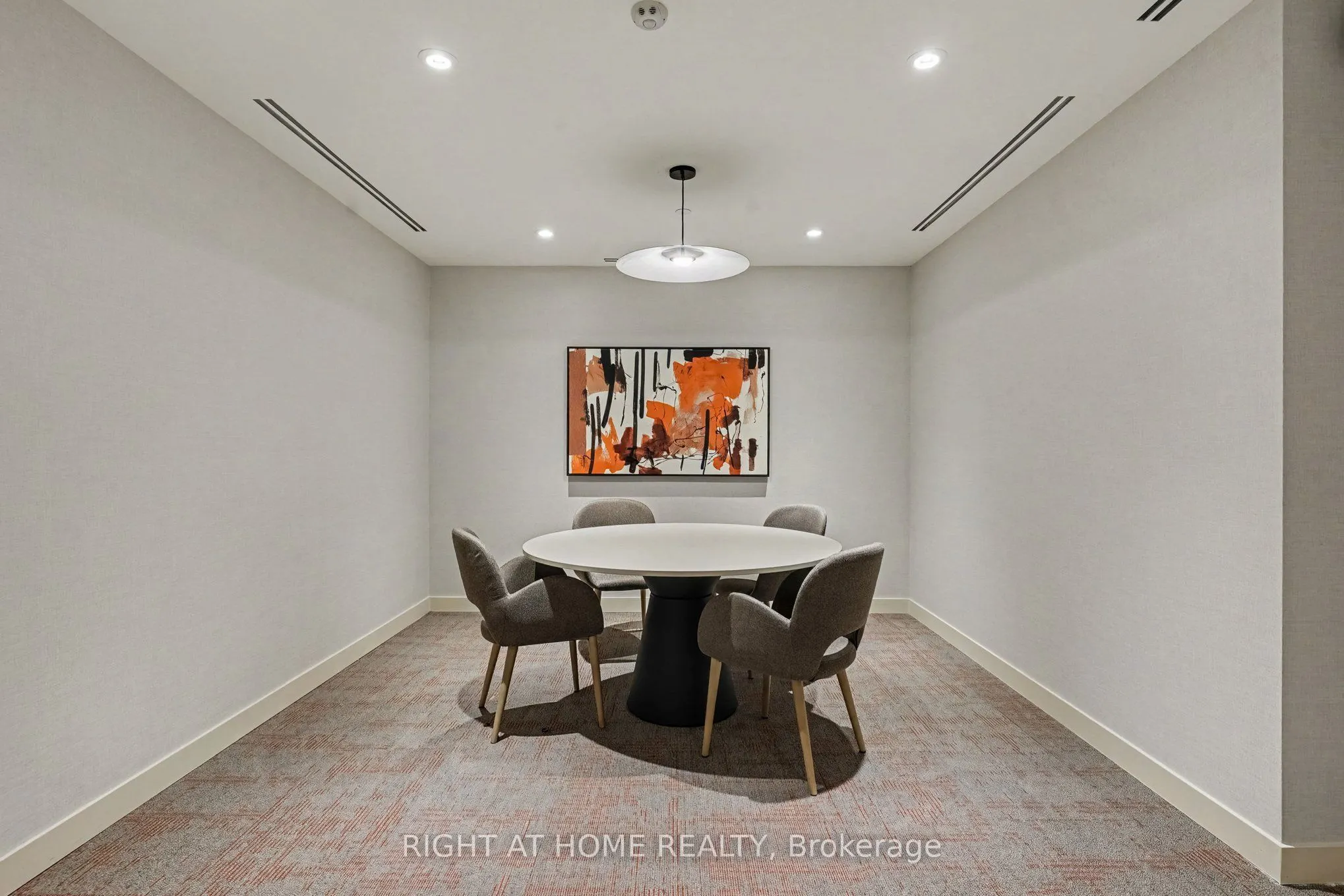 100 Queen Street E #3009