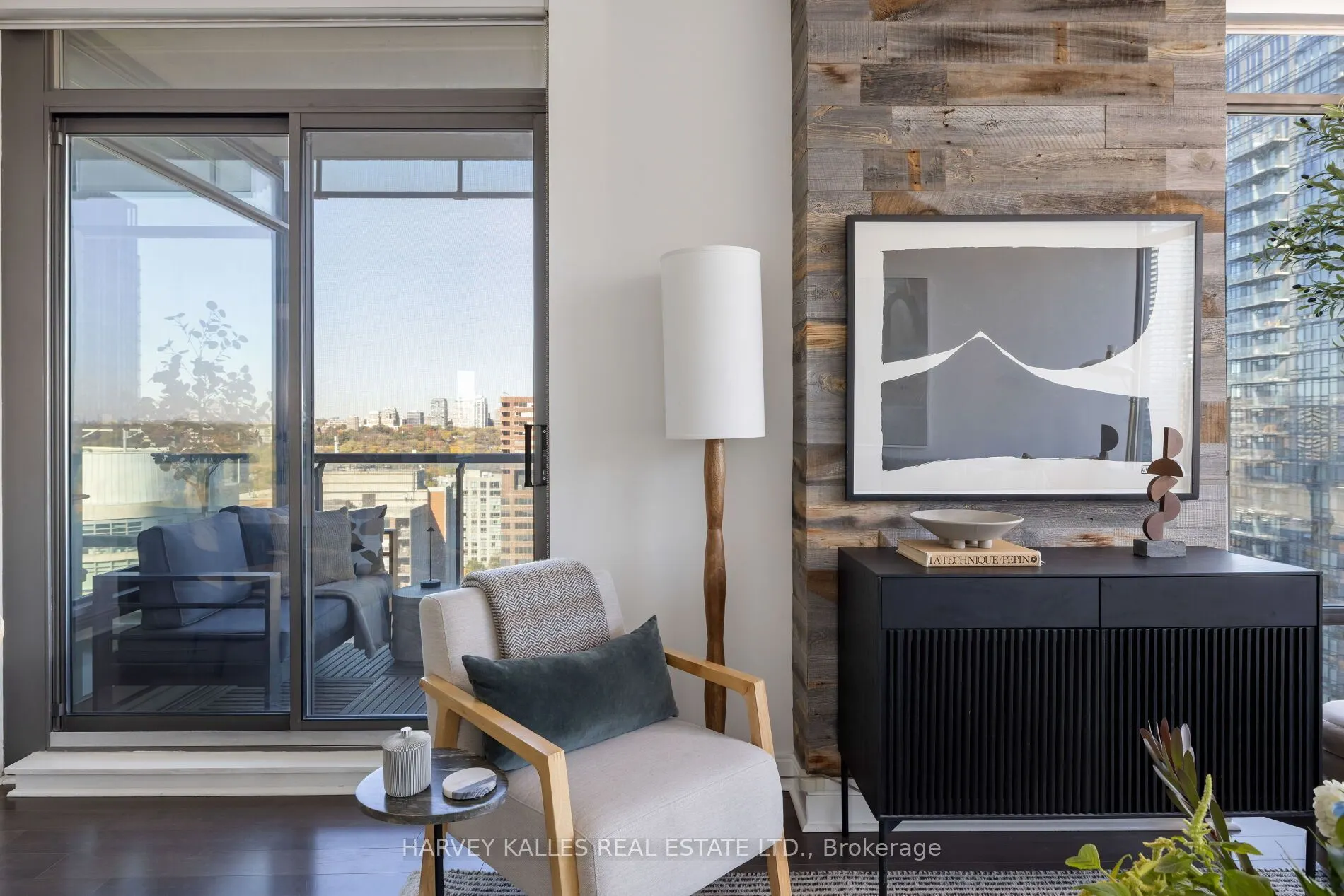 18 Yorkville Avenue #1909