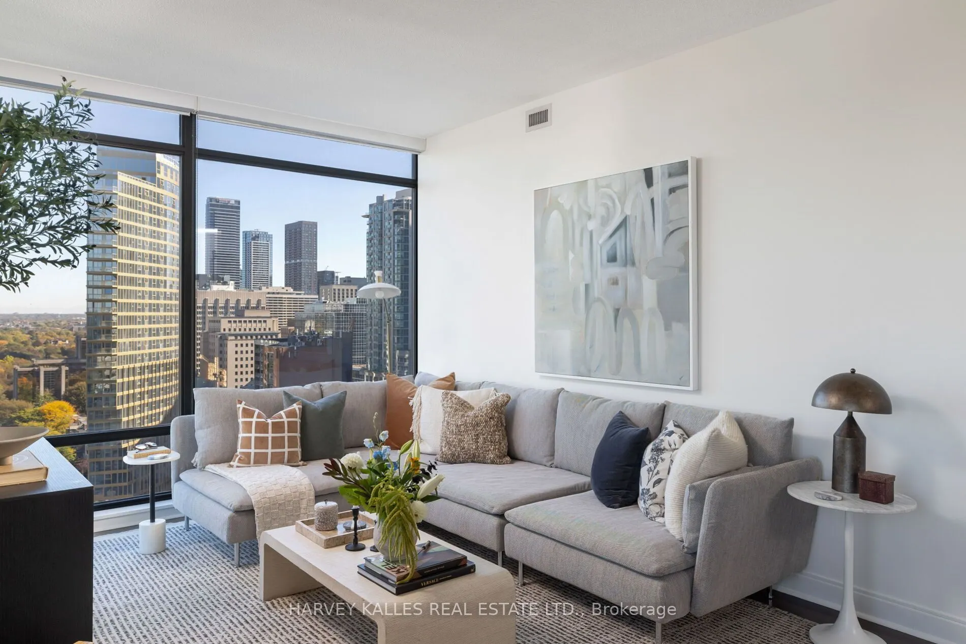 18 Yorkville Avenue #1909