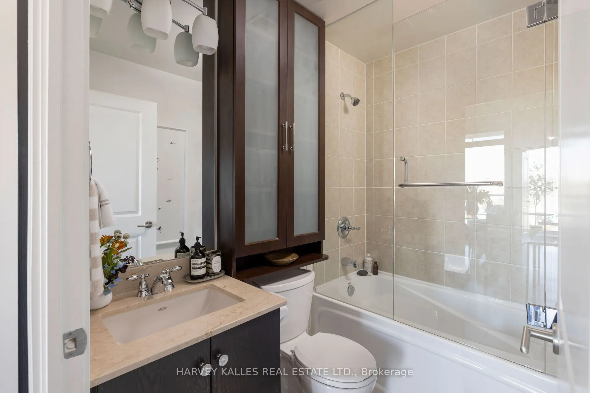 18 Yorkville Avenue #1909