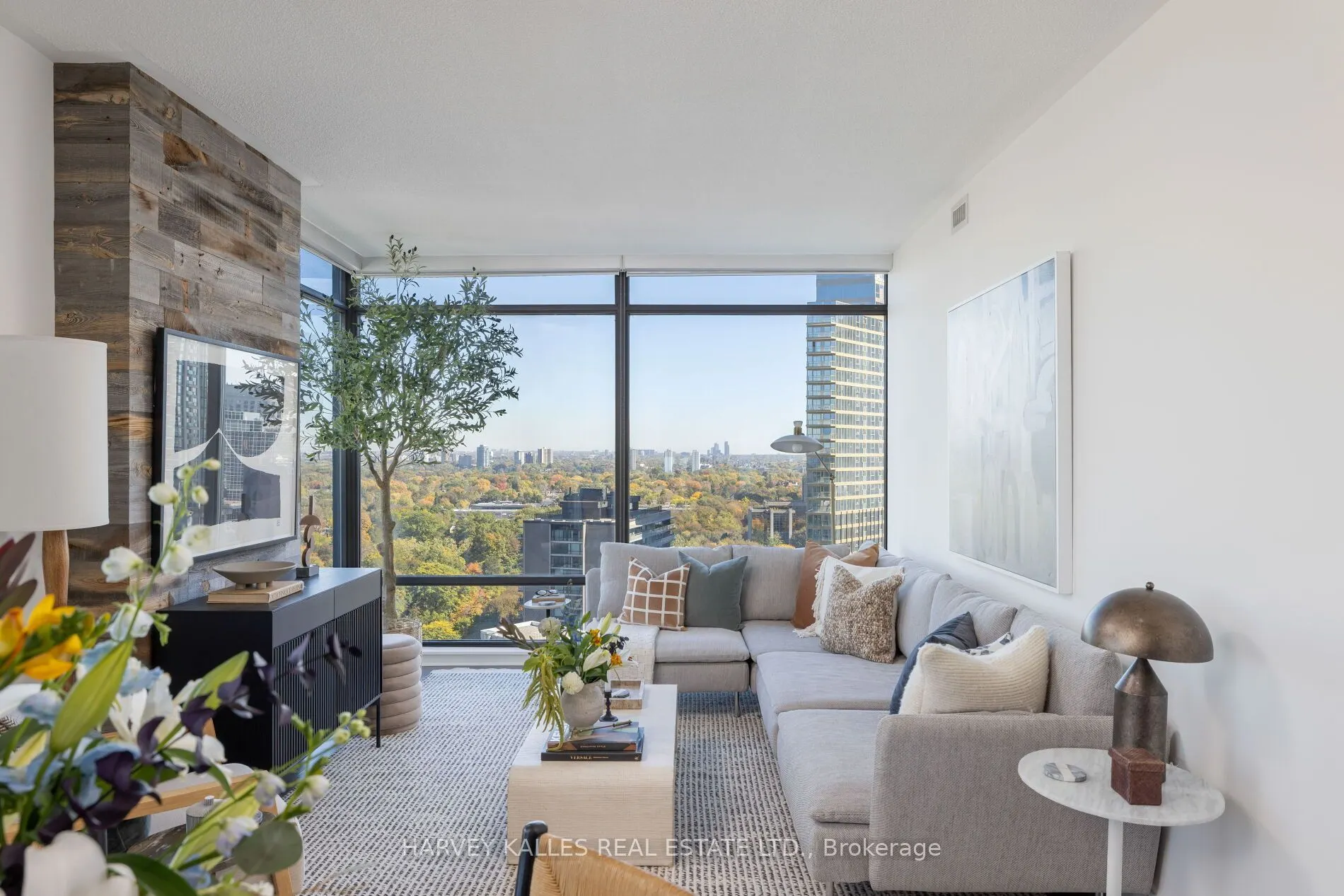 18 Yorkville Avenue #1909