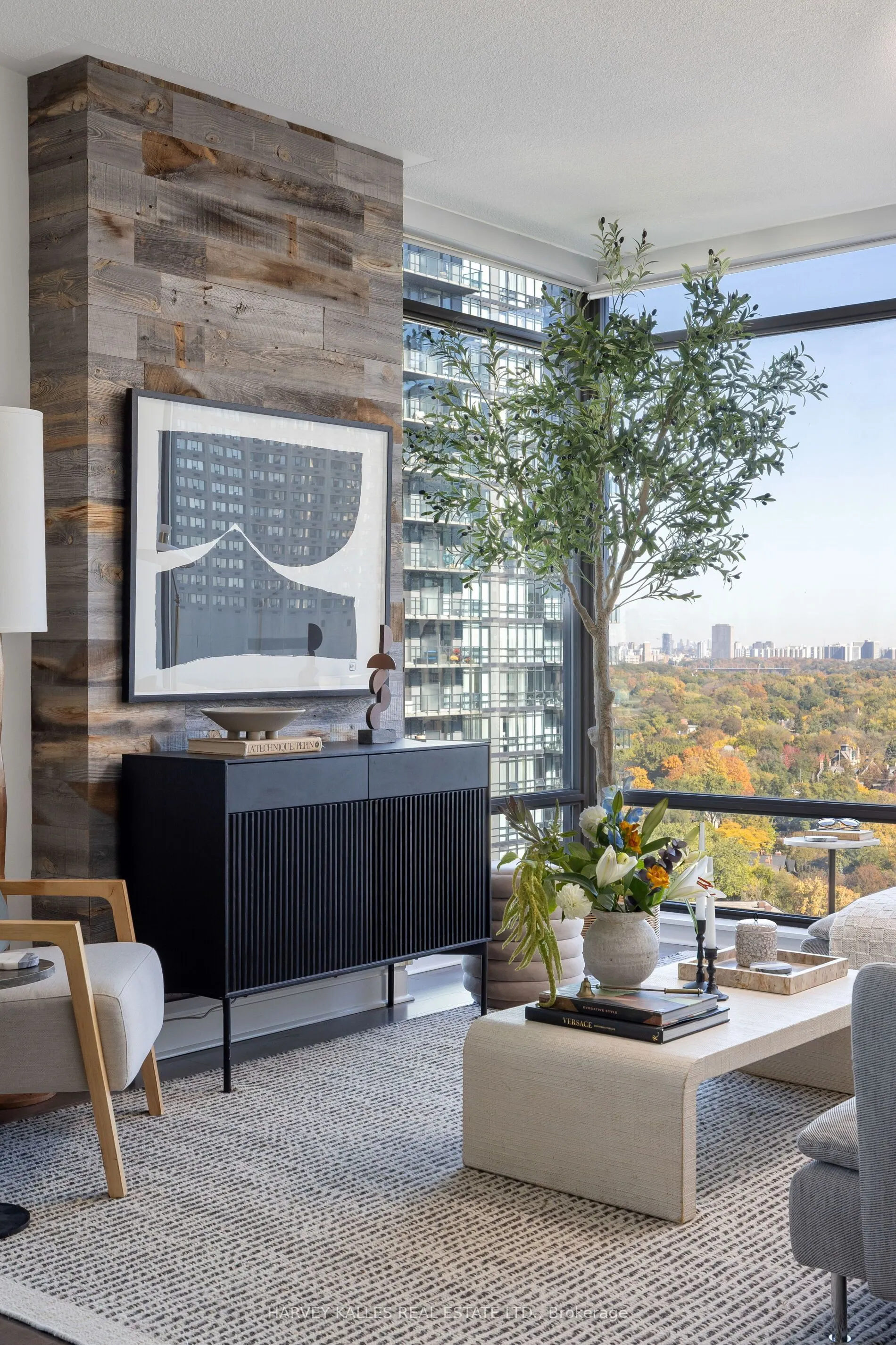 18 Yorkville Avenue #1909