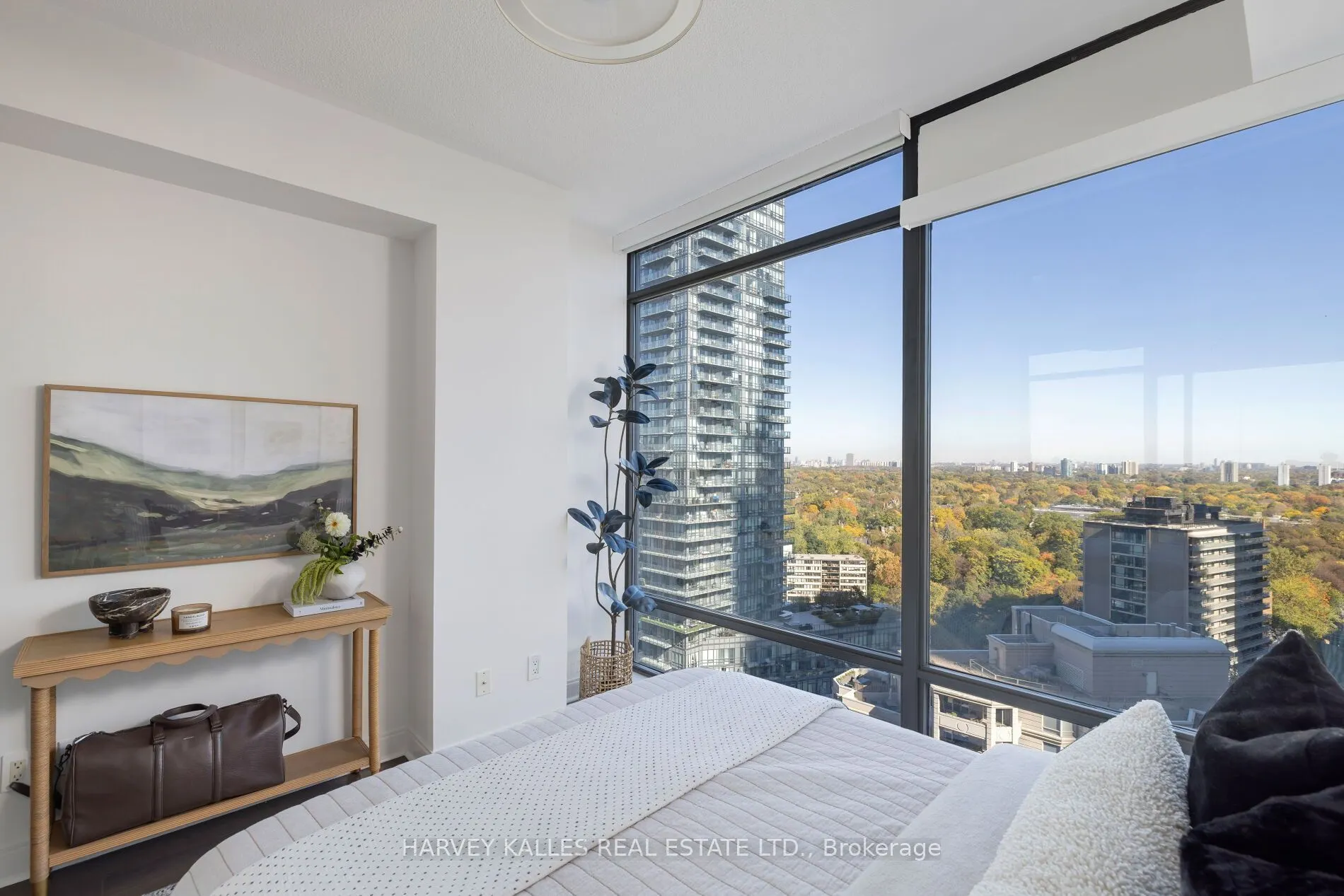 18 Yorkville Avenue #1909