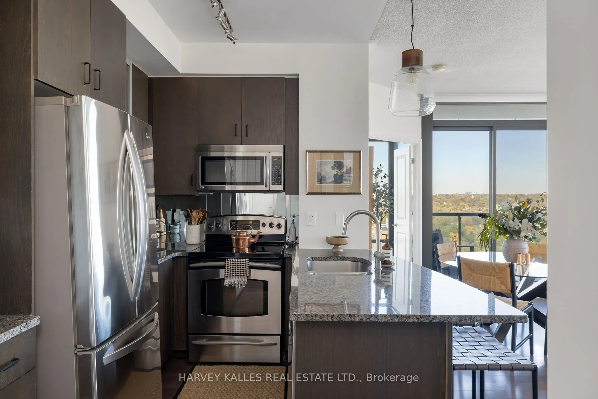 18 Yorkville Avenue #1909