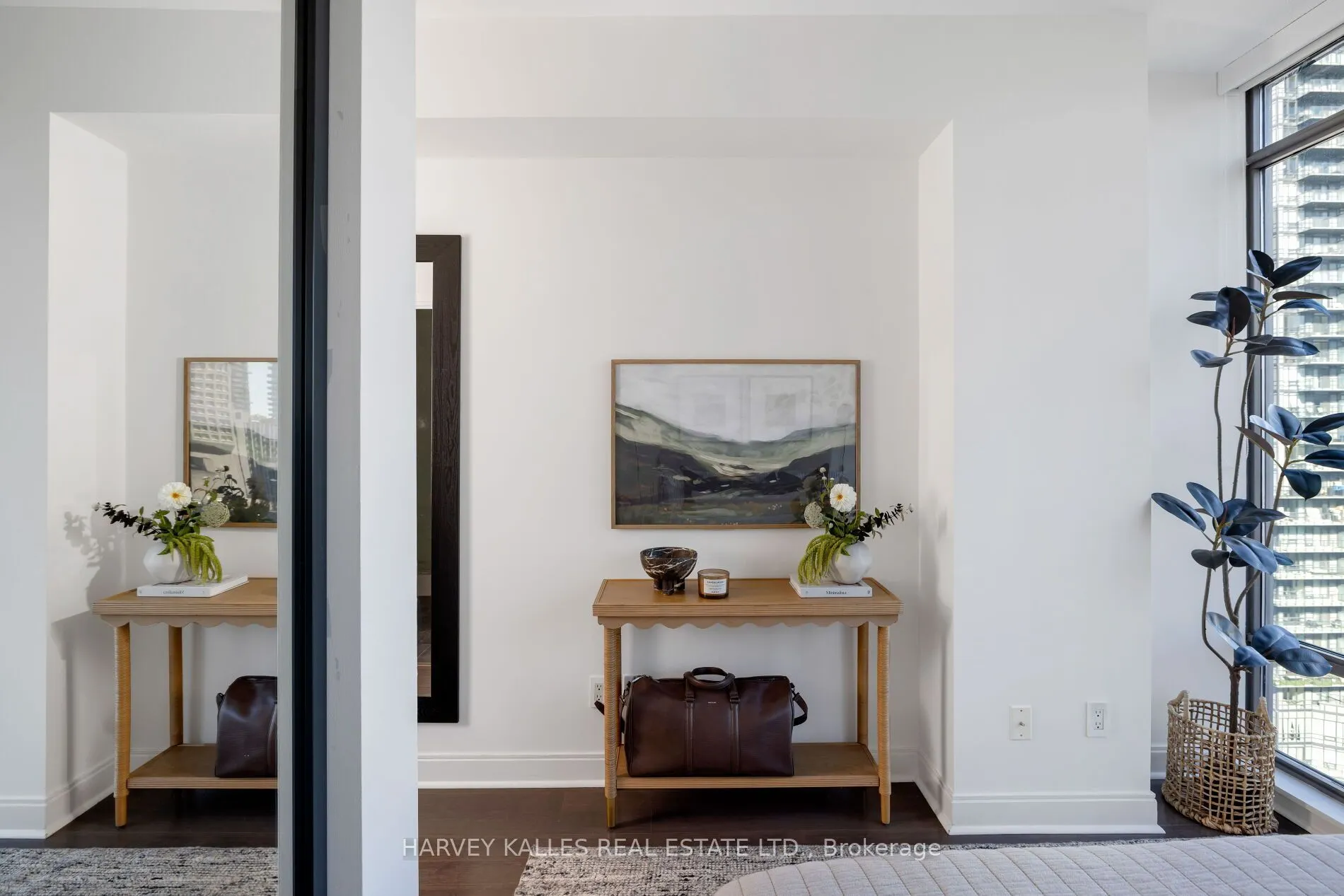 18 Yorkville Avenue #1909