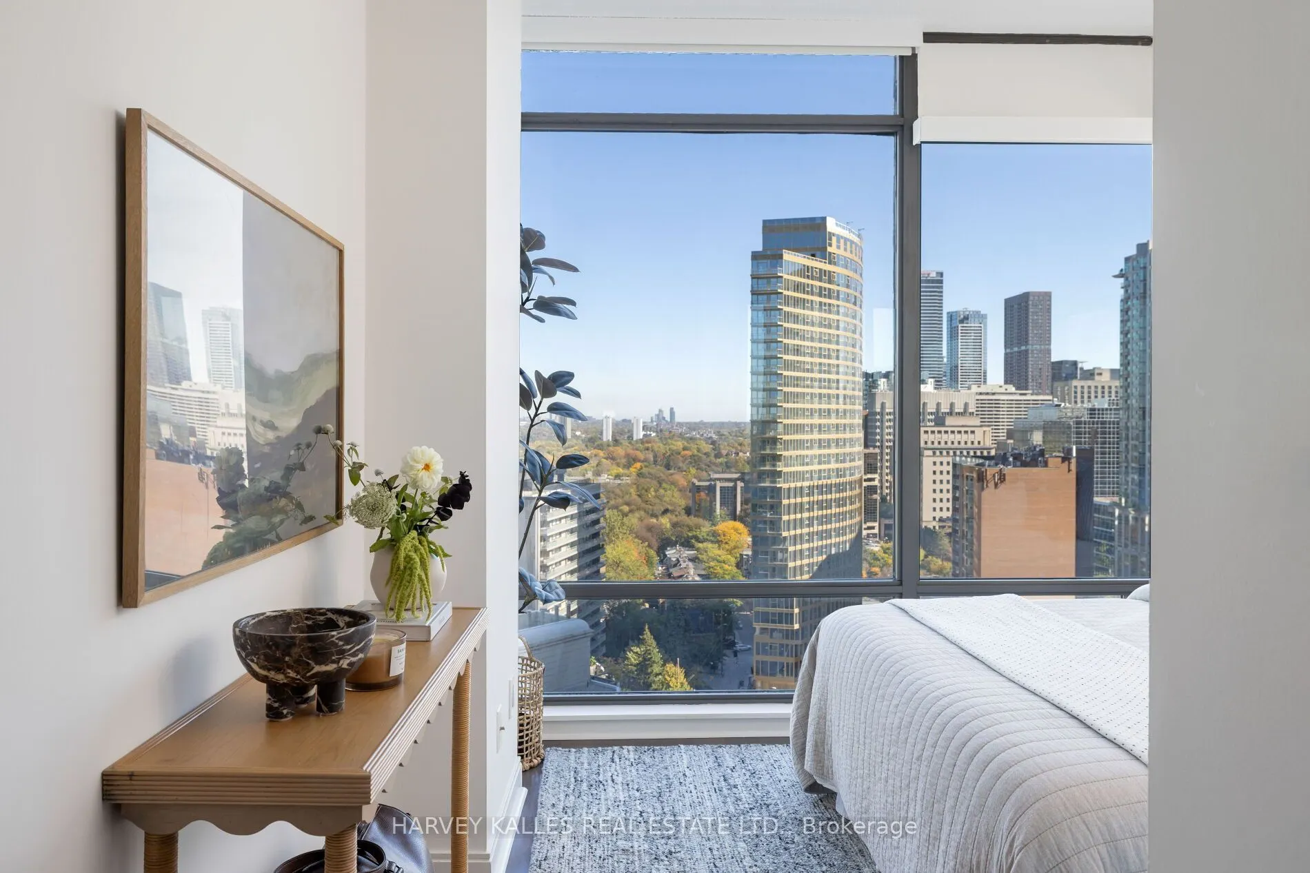 18 Yorkville Avenue #1909