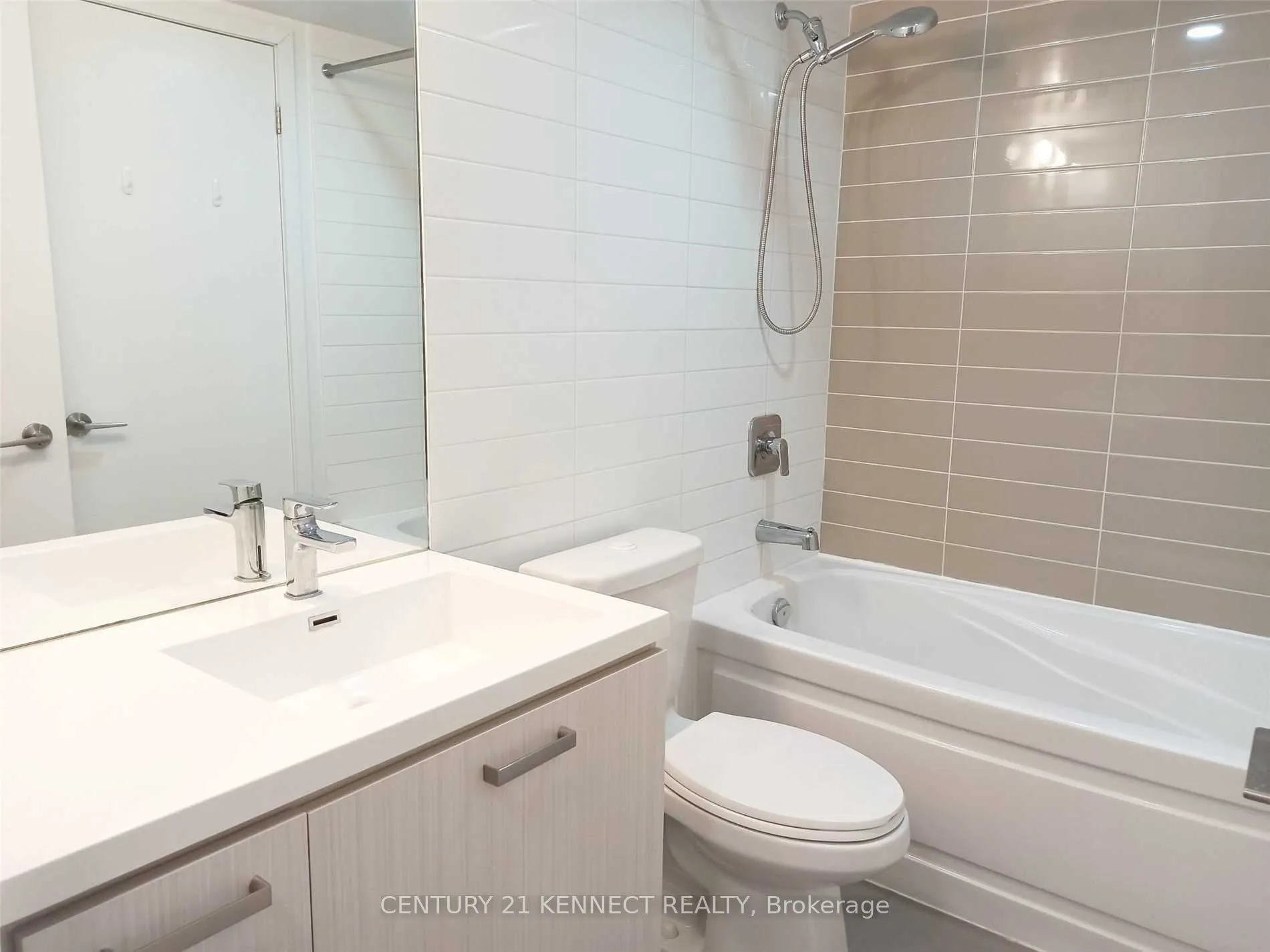 125 Redpath Avenue #714
