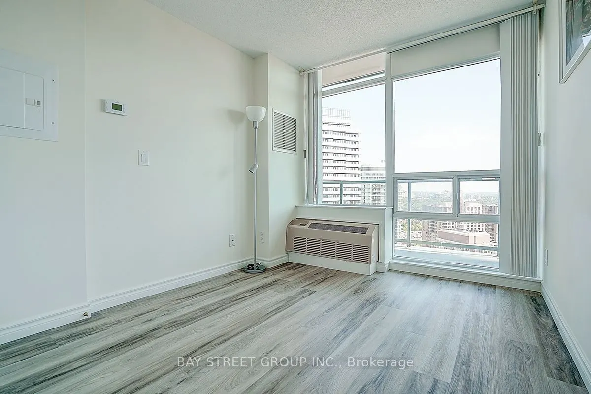 5500 Yonge Street #PH3