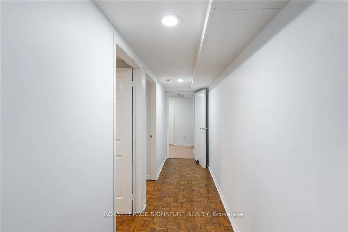 12 Castle View Avenue #Lower