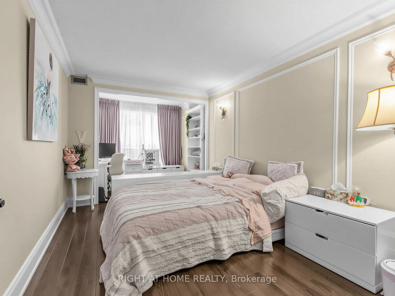28 Hollywood Avenue #311