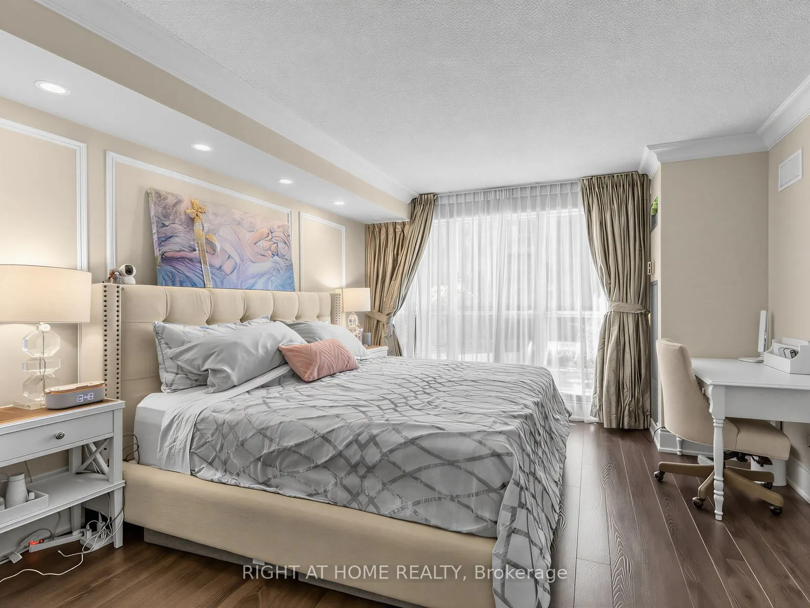 28 Hollywood Avenue #311