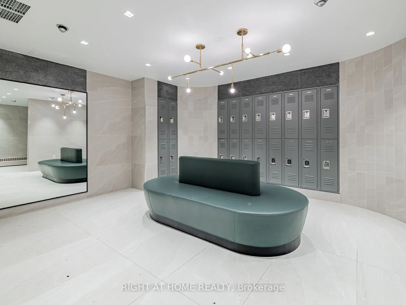 28 Hollywood Avenue #311