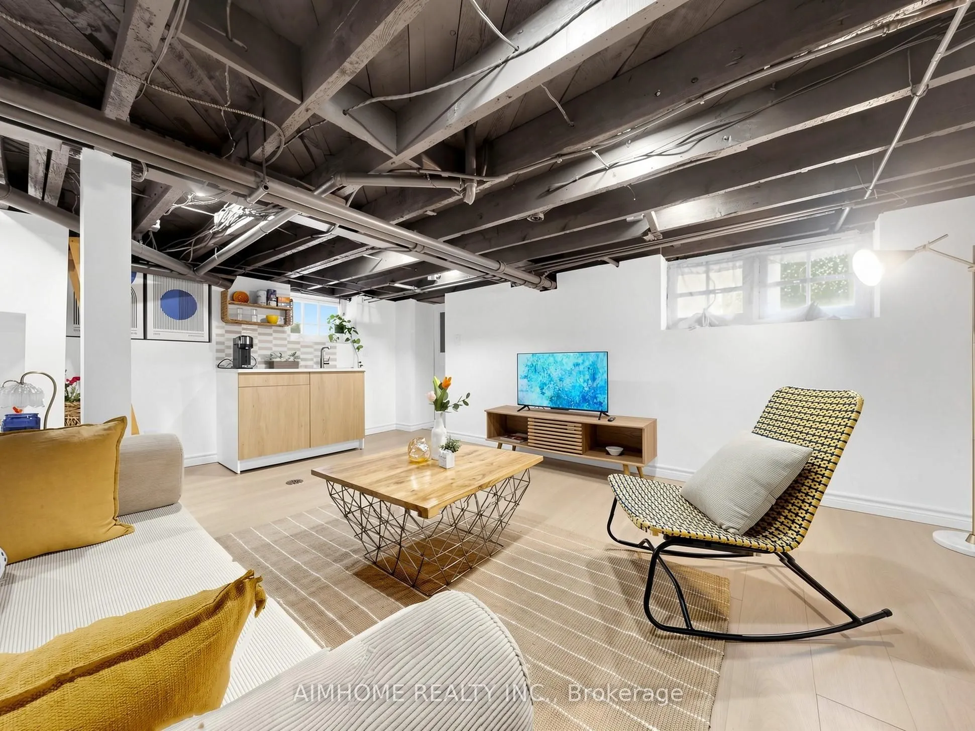 280 Fairlawn Avenue