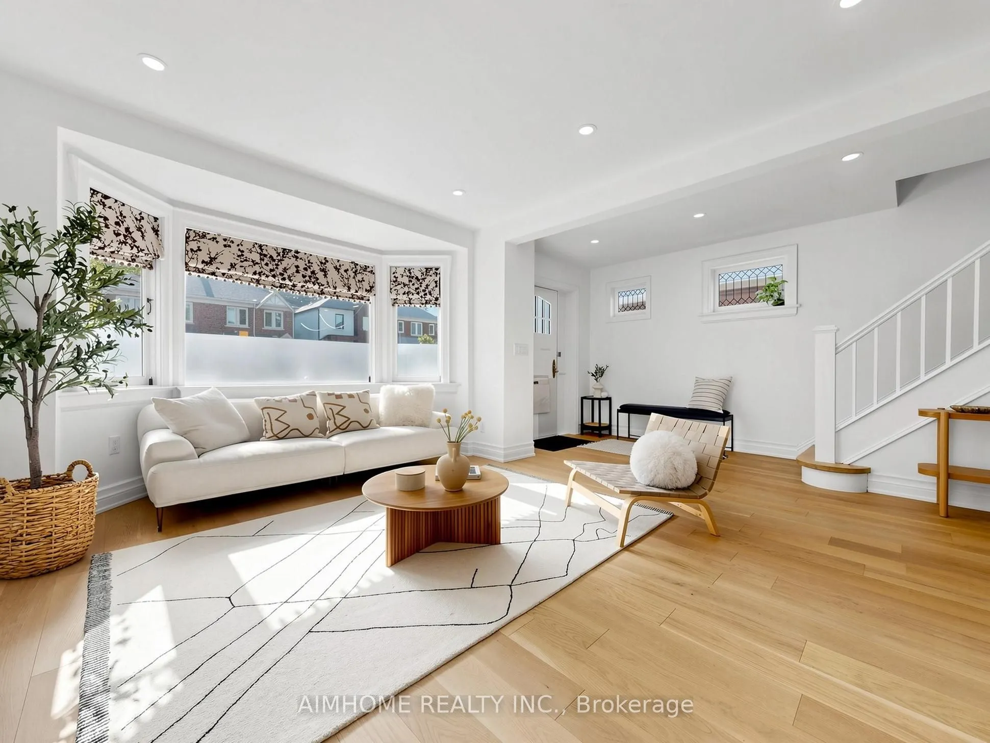 280 Fairlawn Avenue