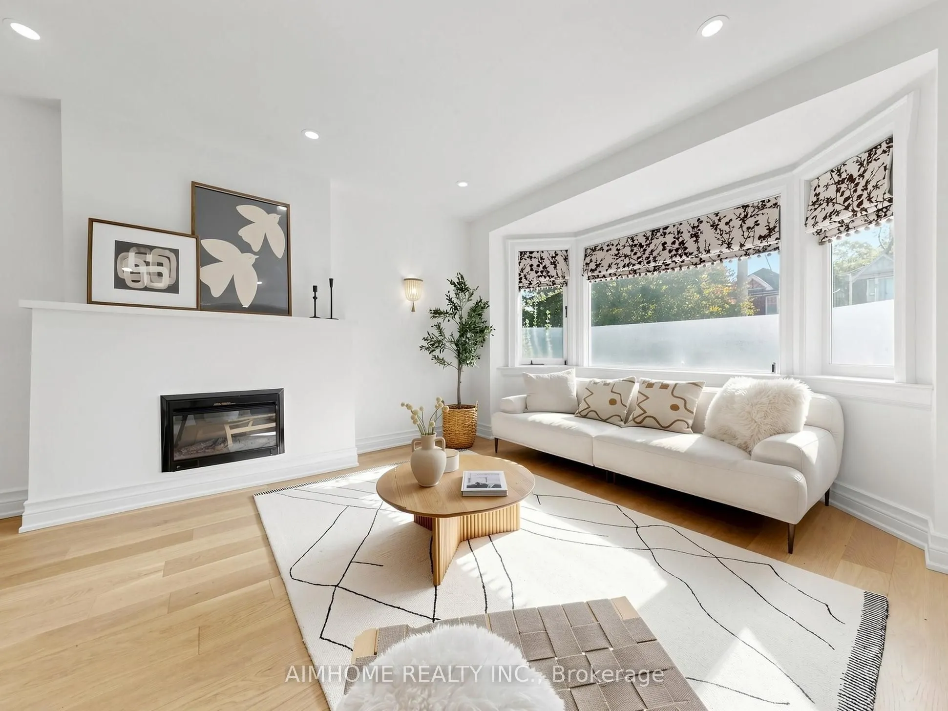 280 Fairlawn Avenue