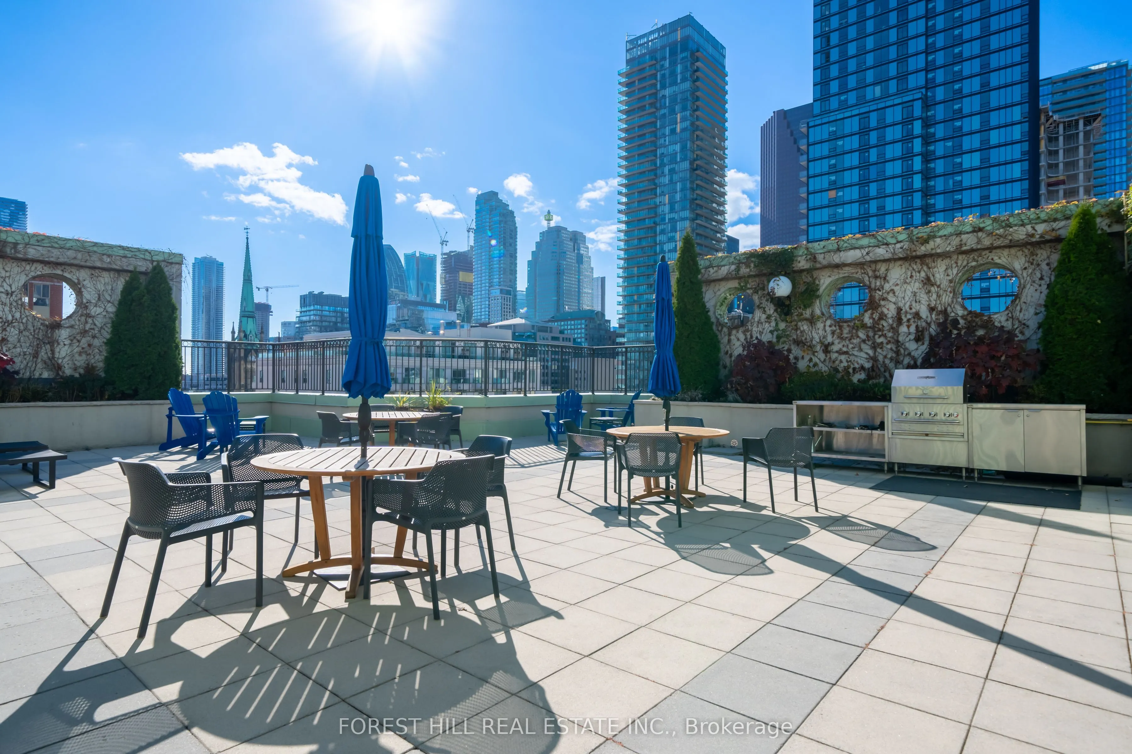 115 Richmond Street E #701