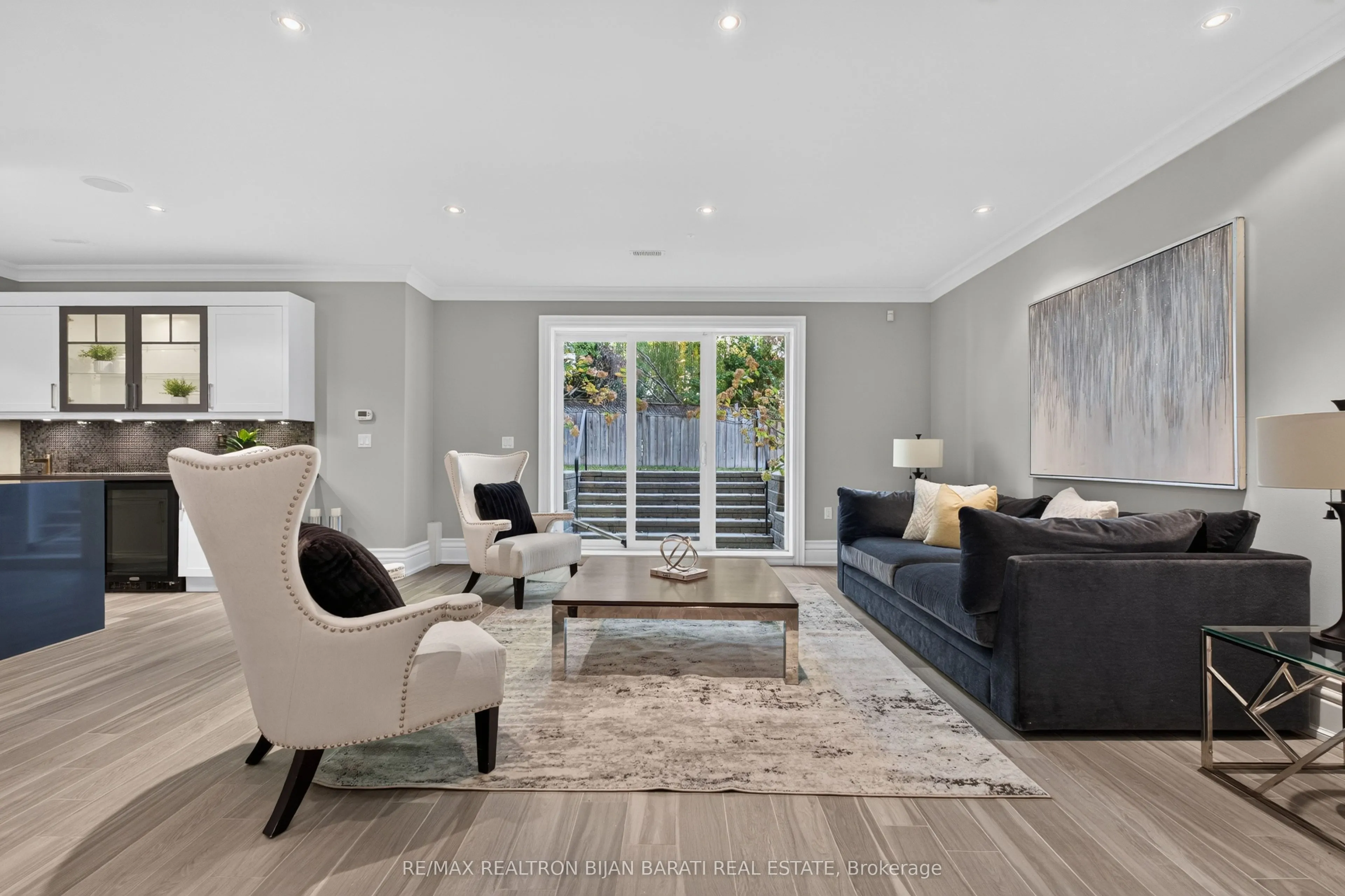 34 Flaremore Crescent