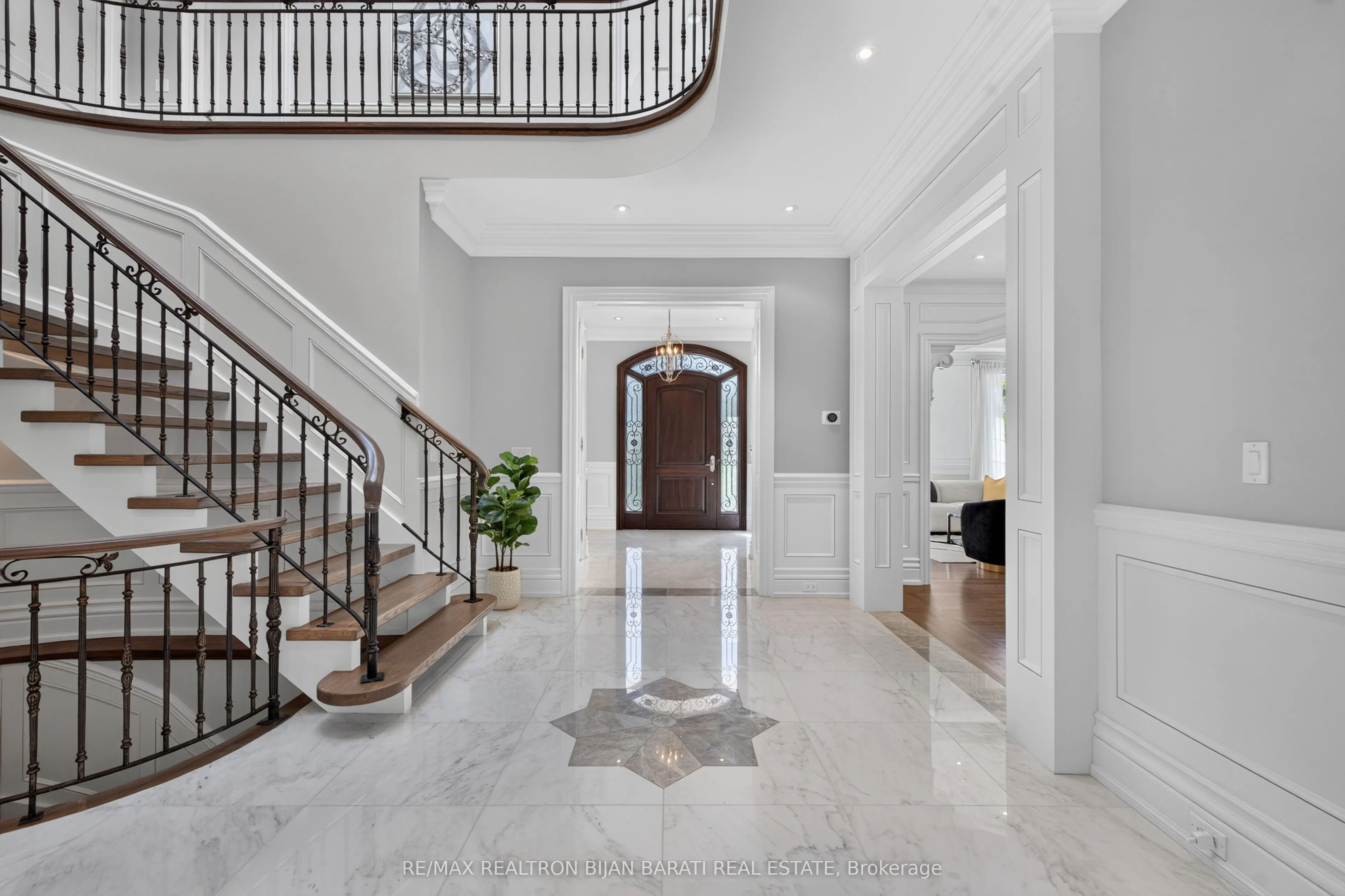 34 Flaremore Crescent
