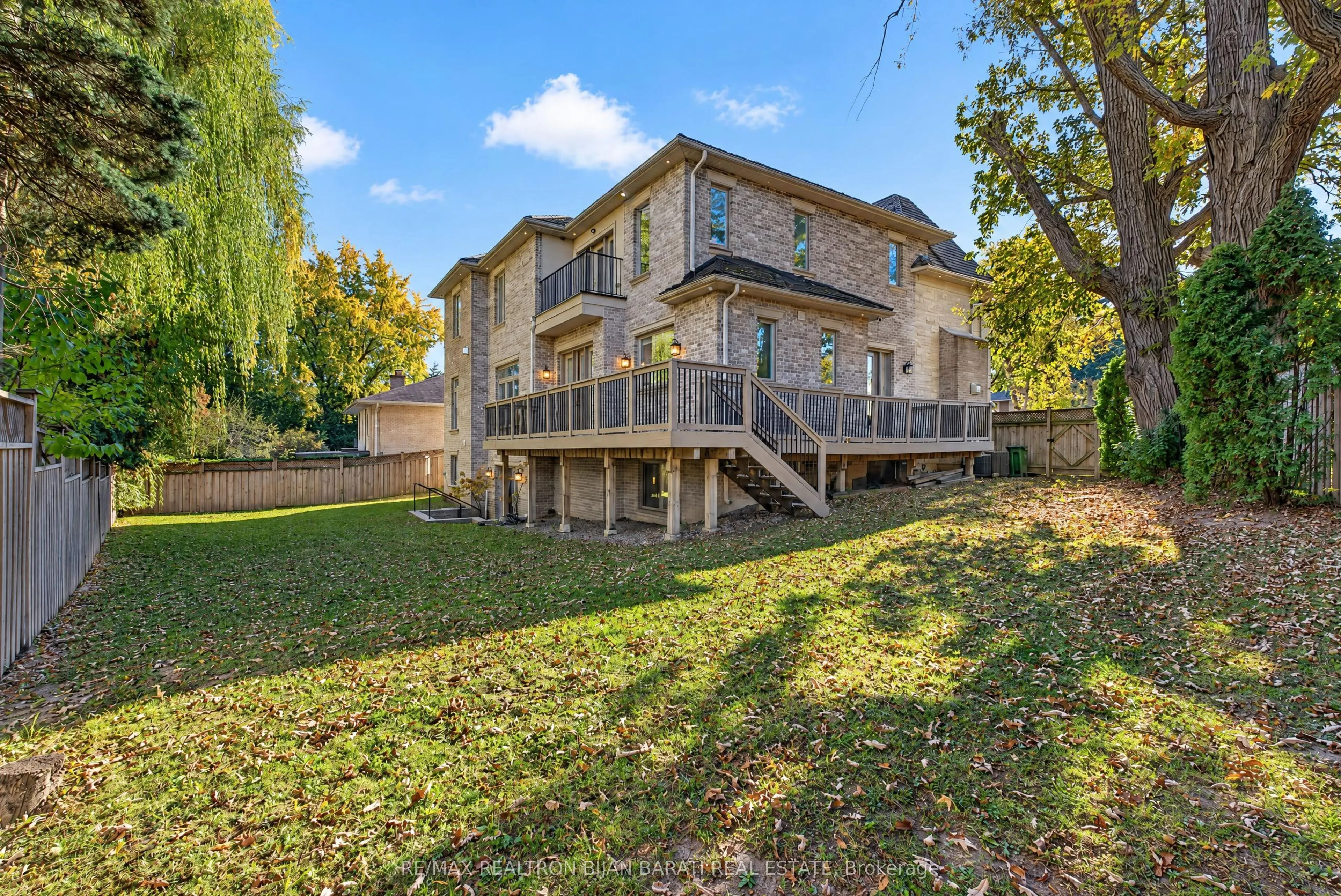 34 Flaremore Crescent