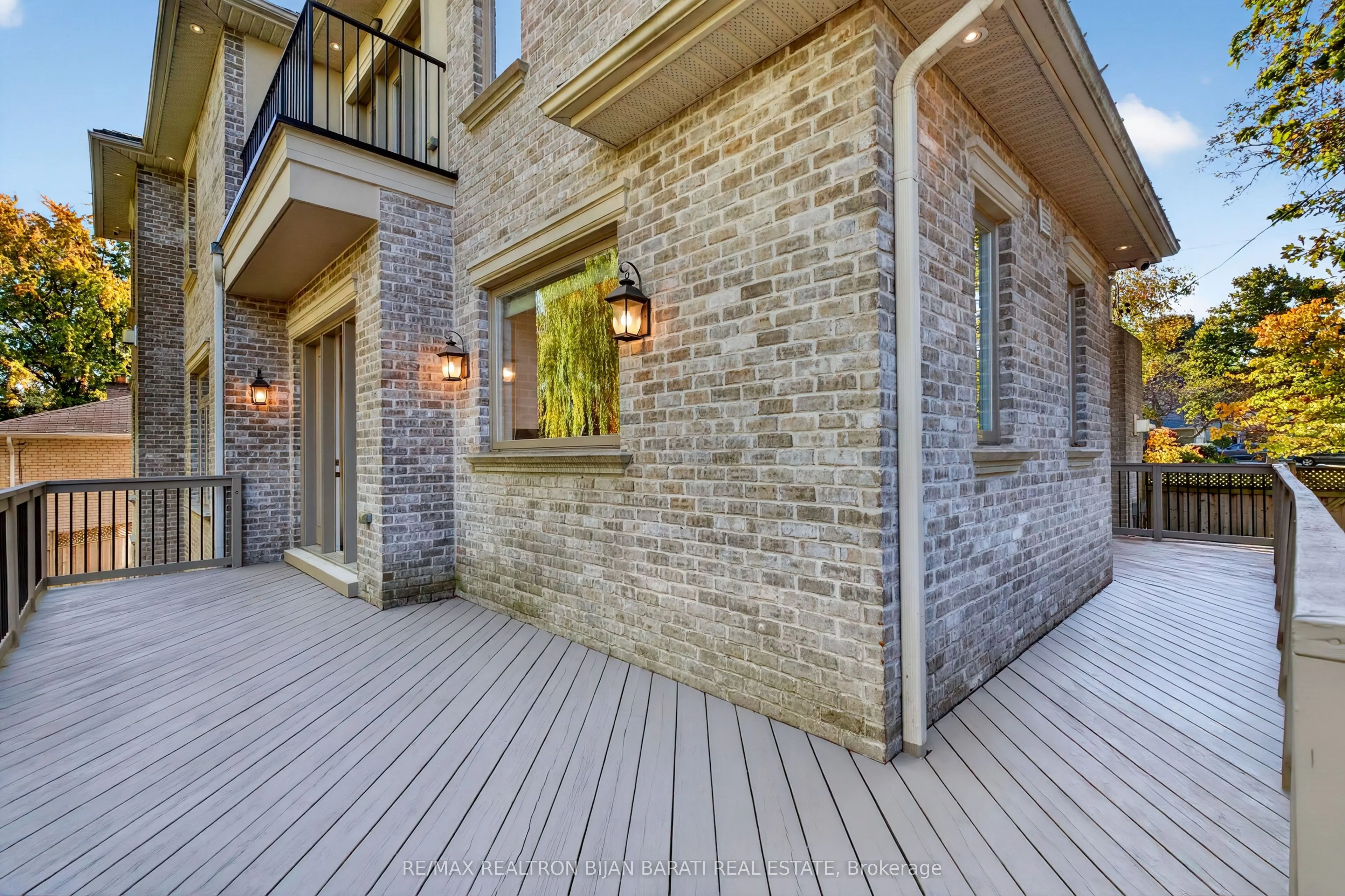 34 Flaremore Crescent