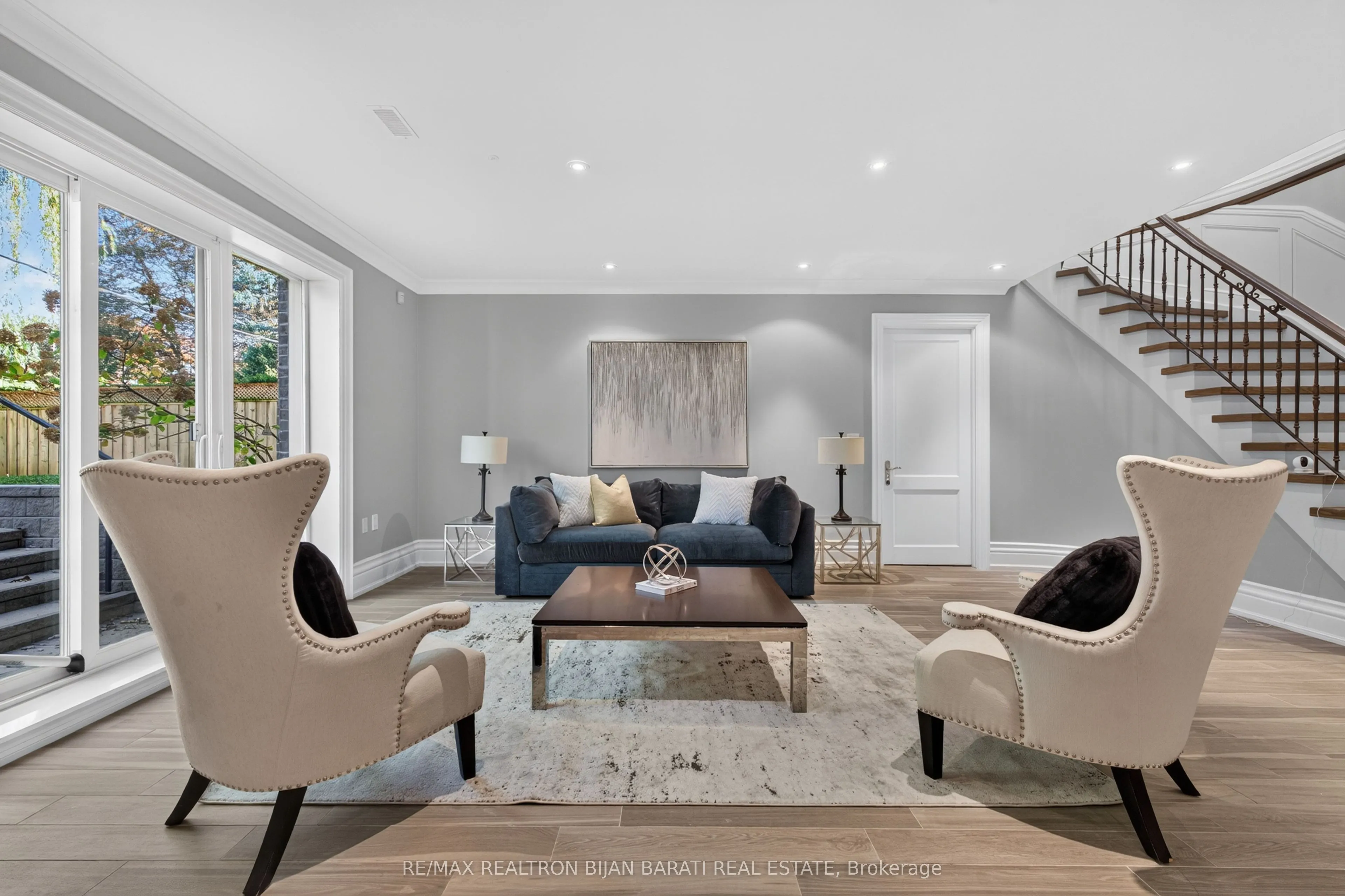 34 Flaremore Crescent