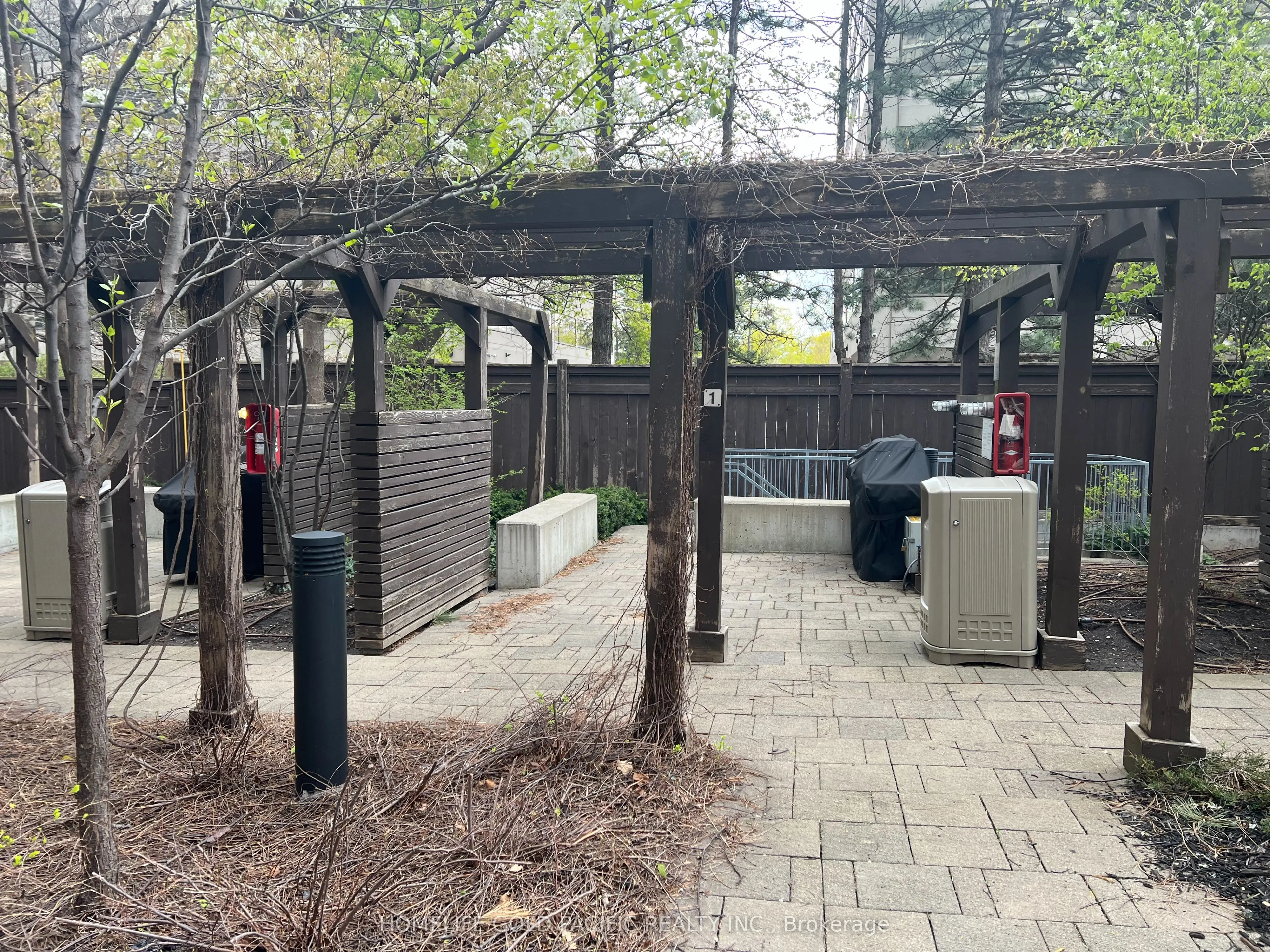 33 Sheppard Avenue E #2111