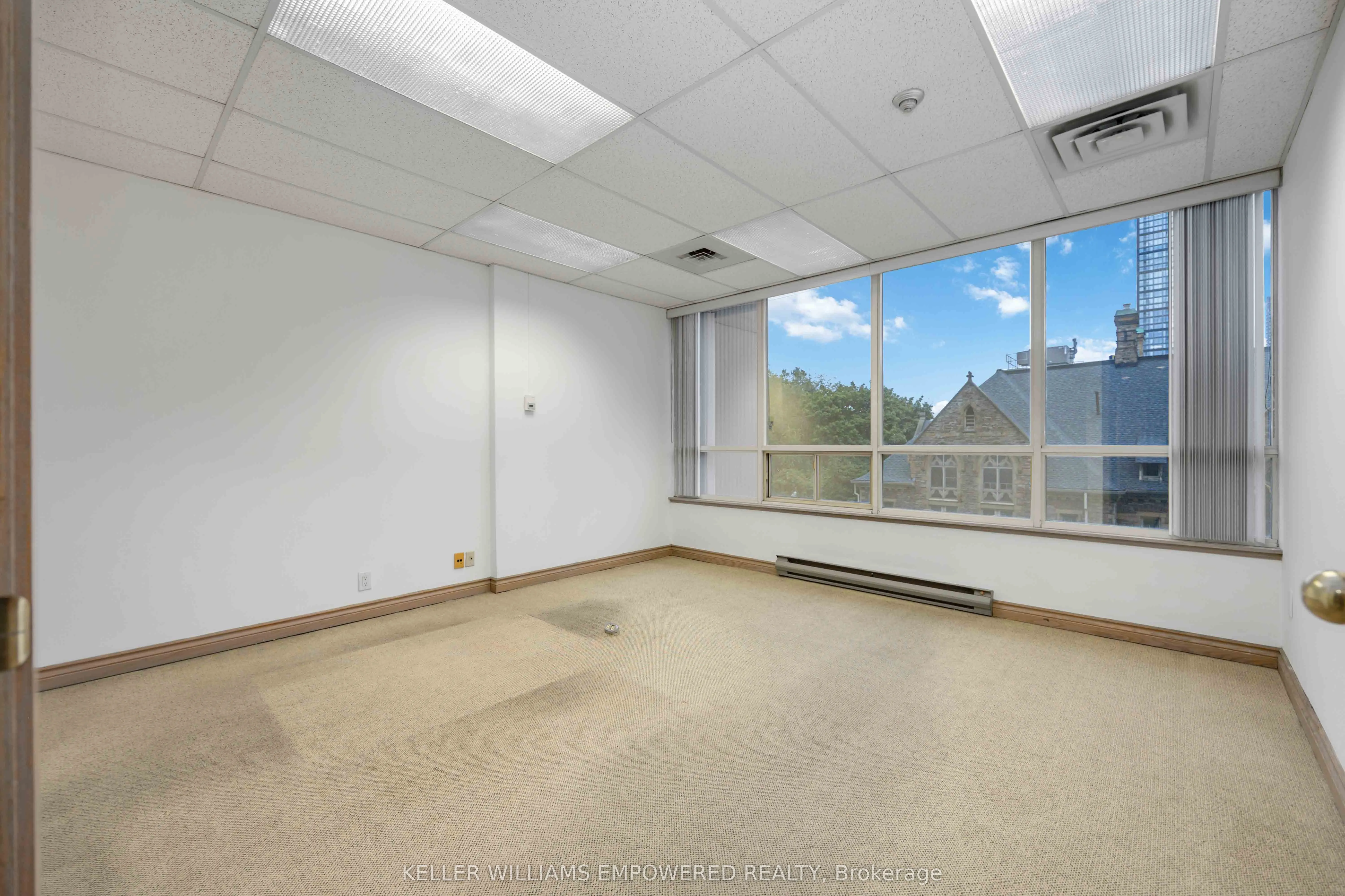 120 Carlton Street #419