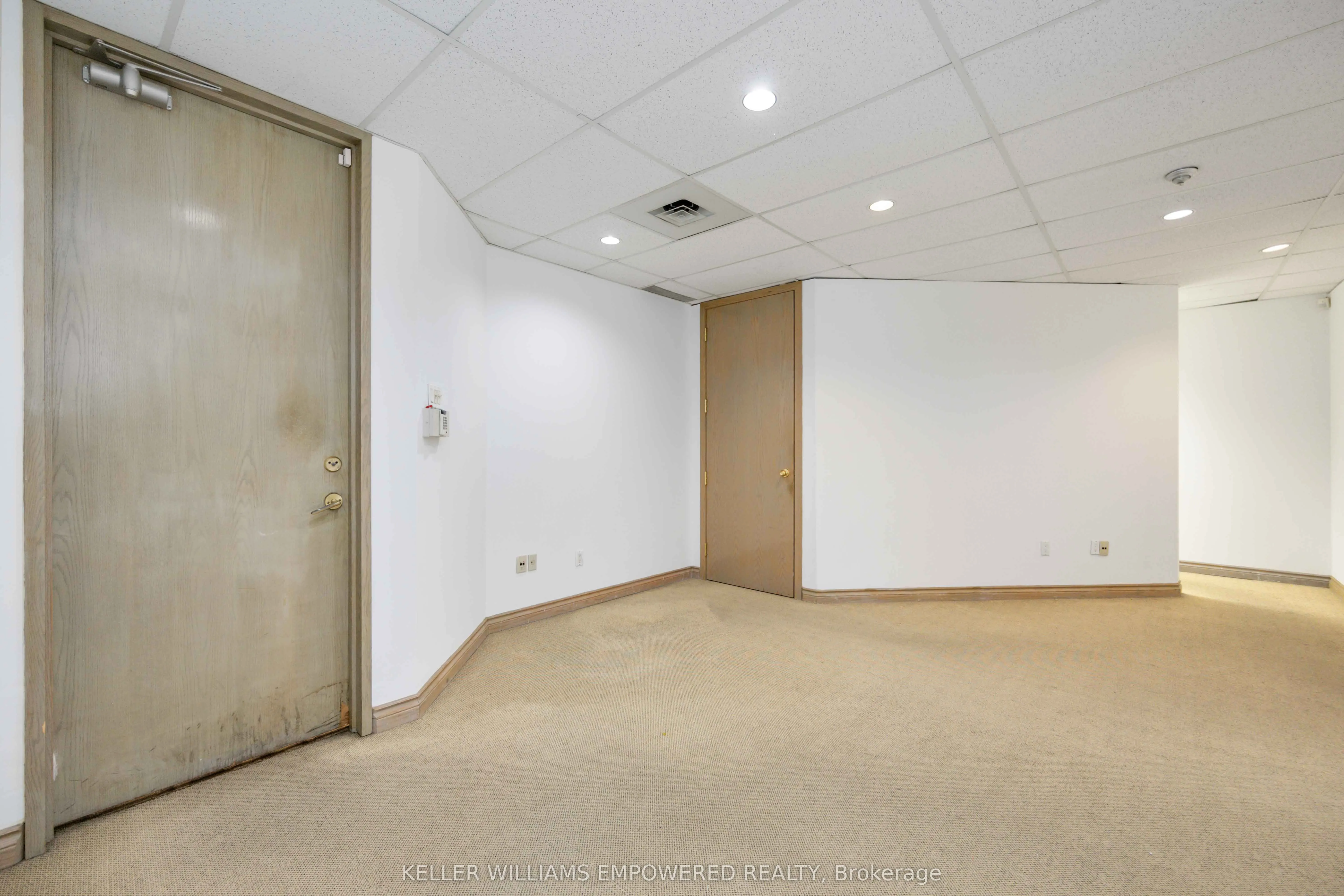 120 Carlton Street #419