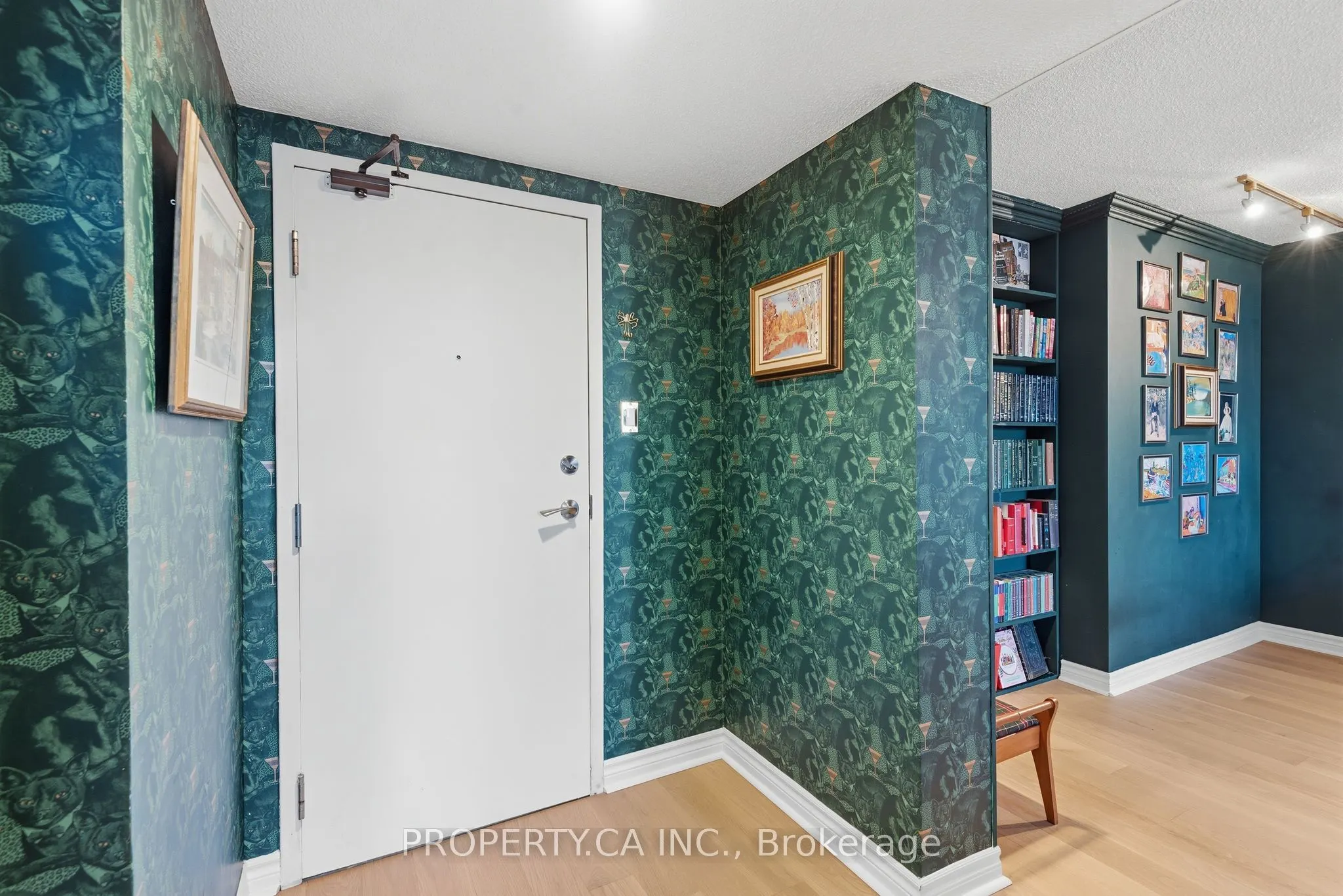 15 Maitland Place #1811