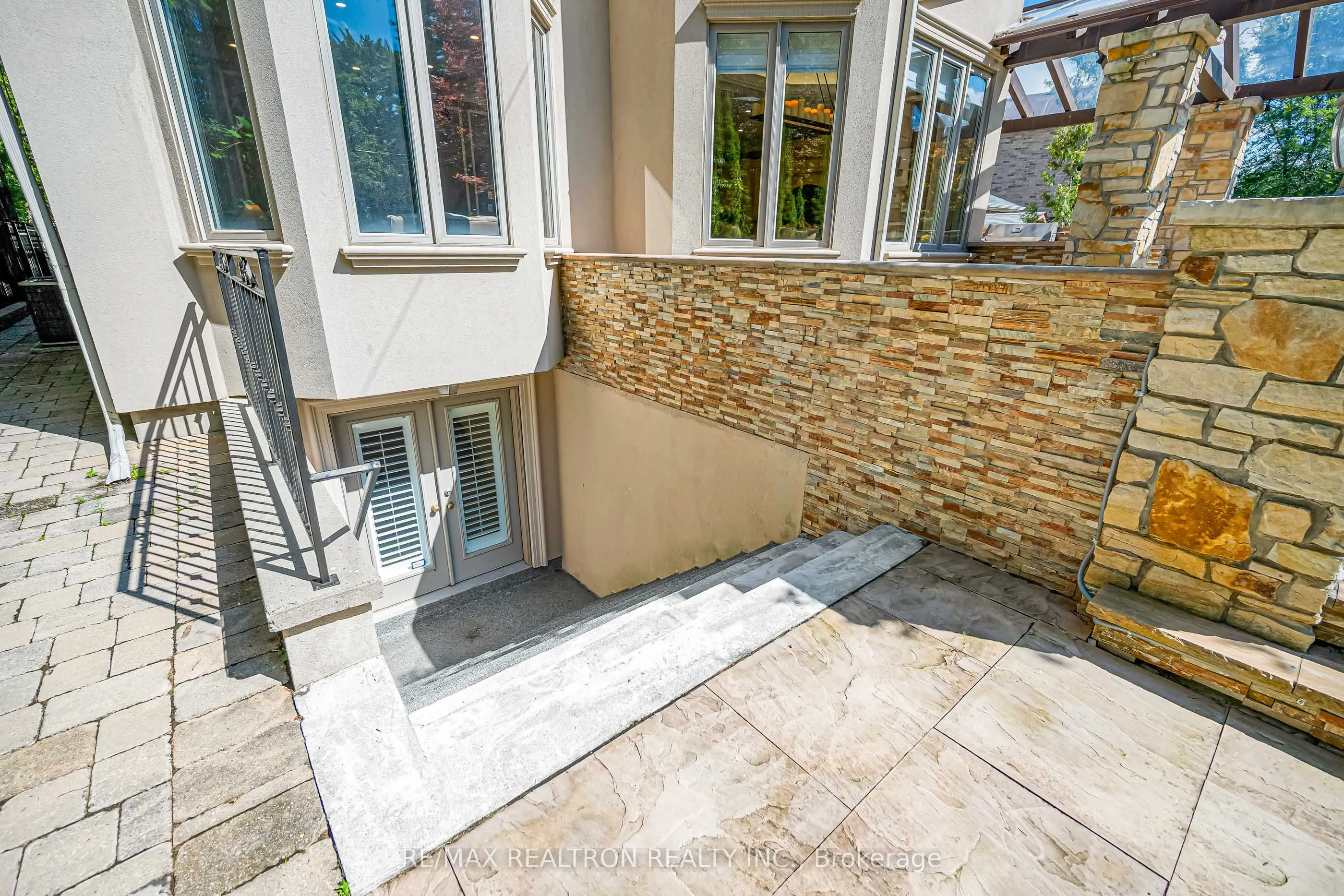249 Holmes Avenue