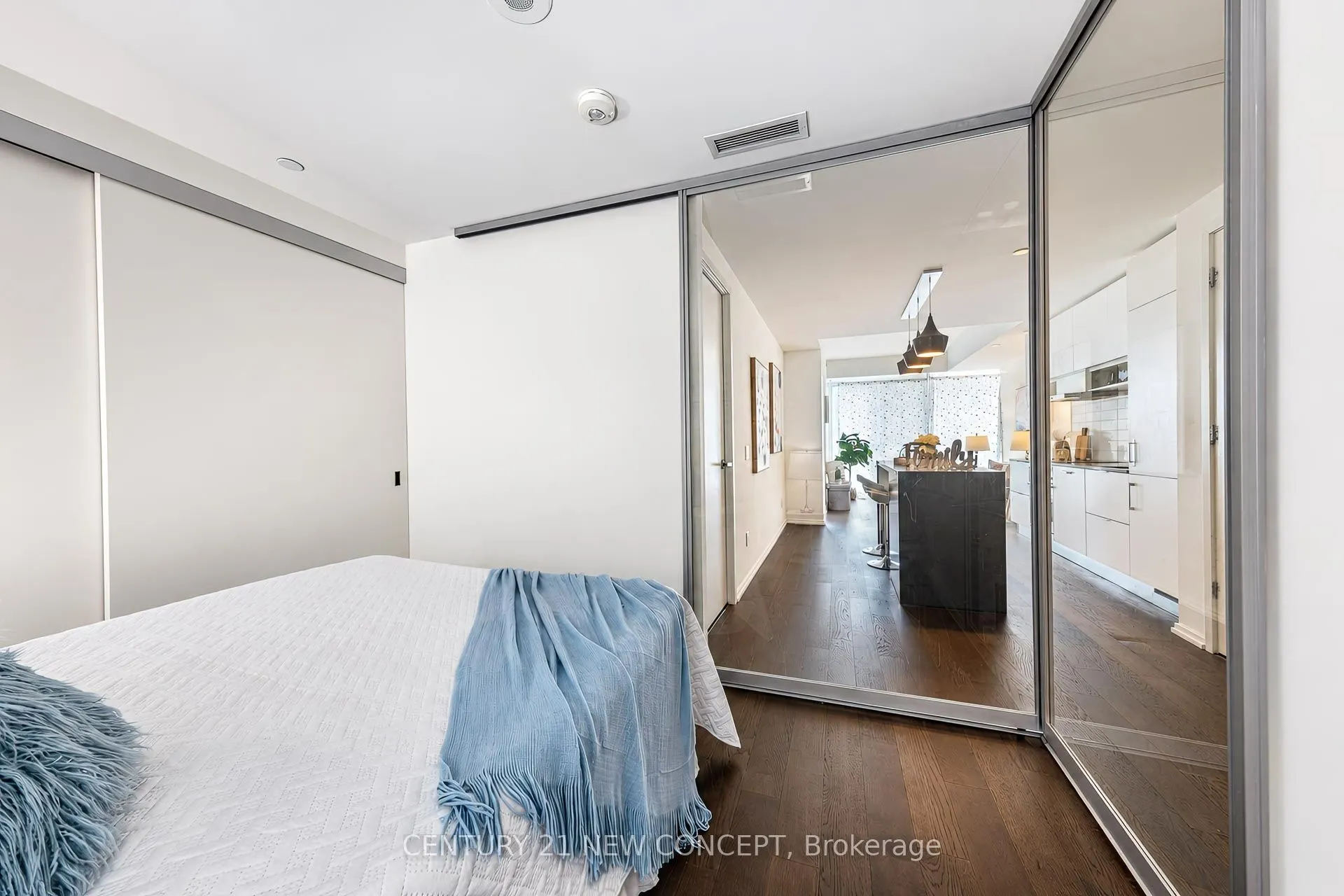 5 Soudan Avenue #3101