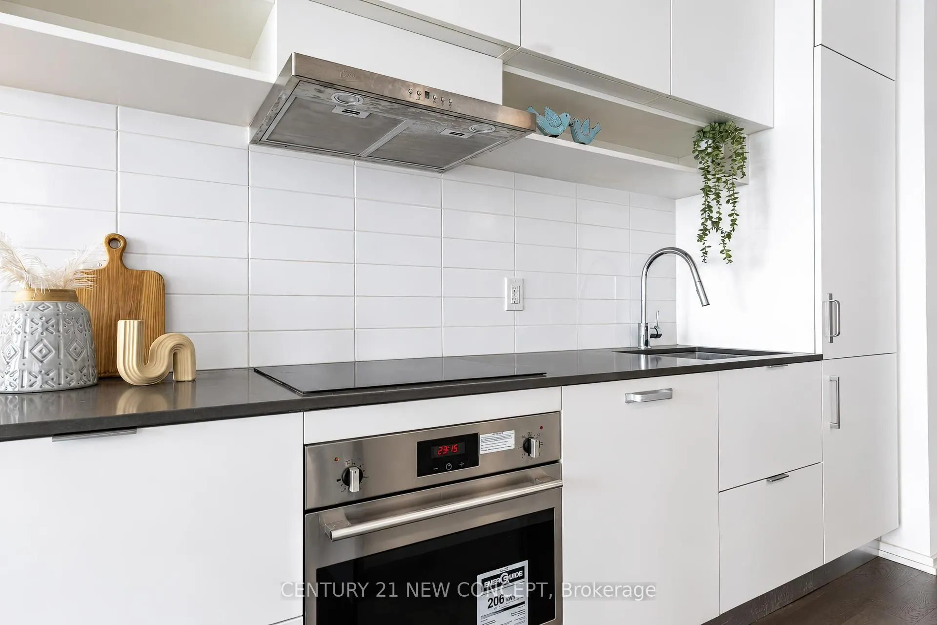5 Soudan Avenue #3101