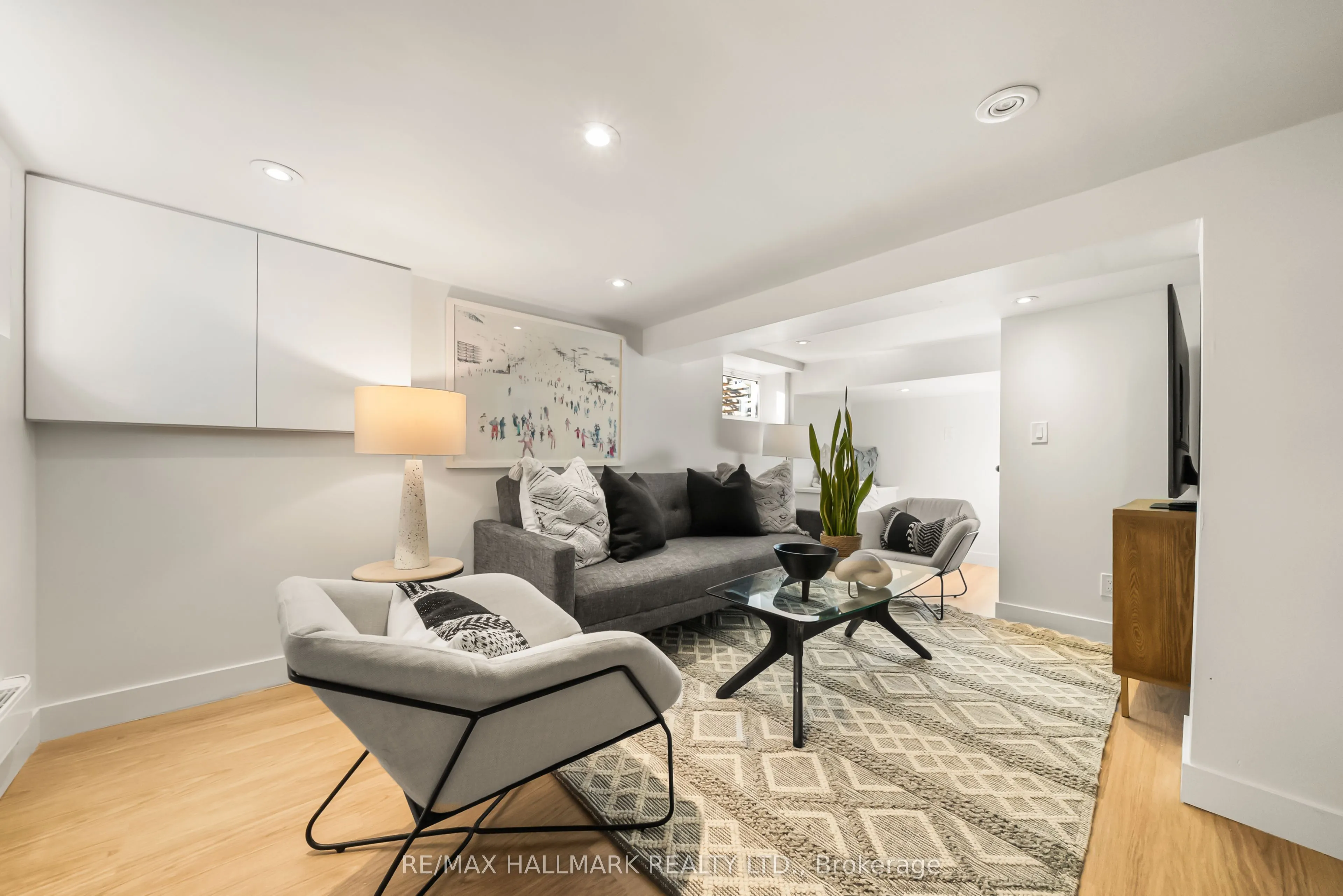 39 Thurston Road