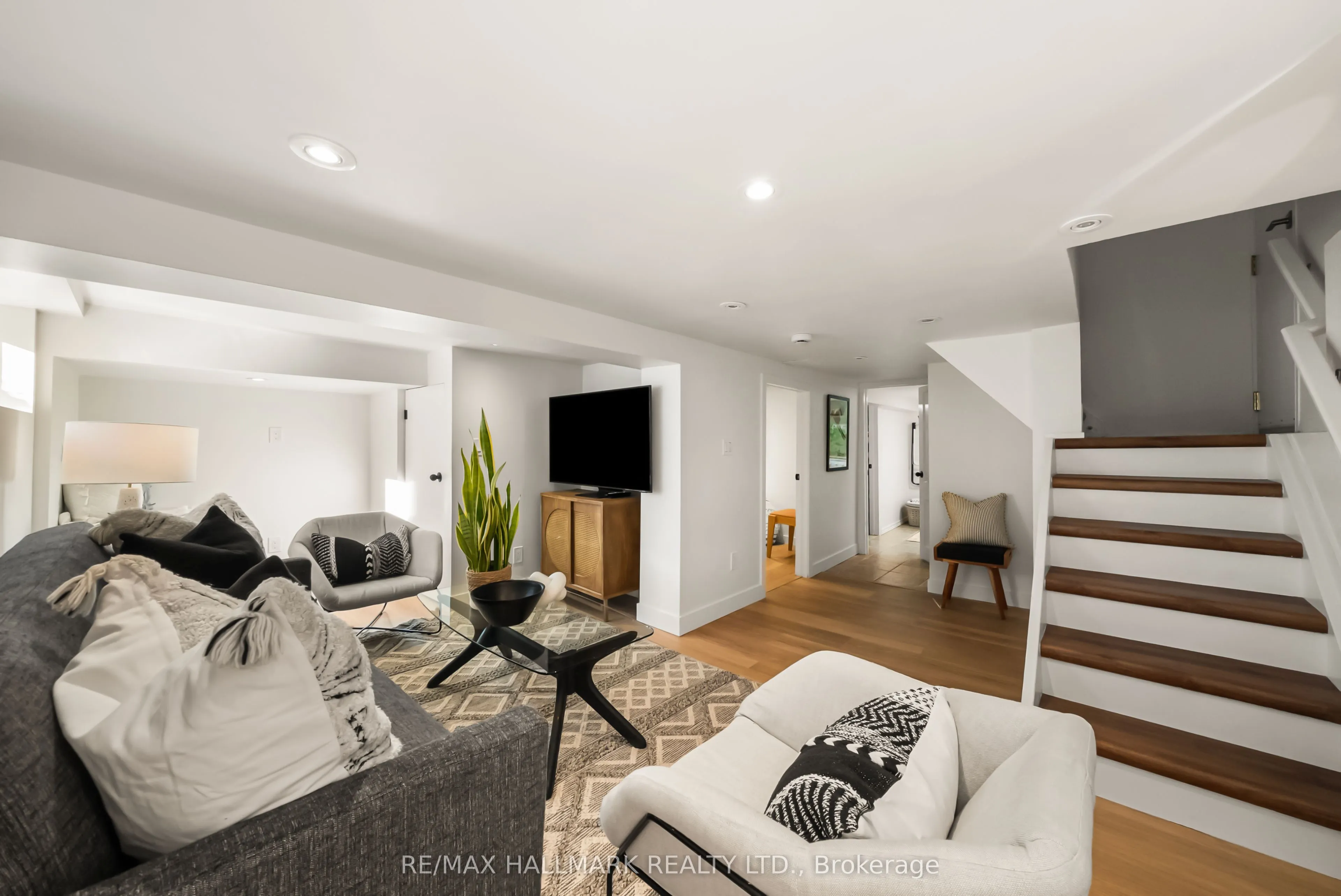 39 Thurston Road
