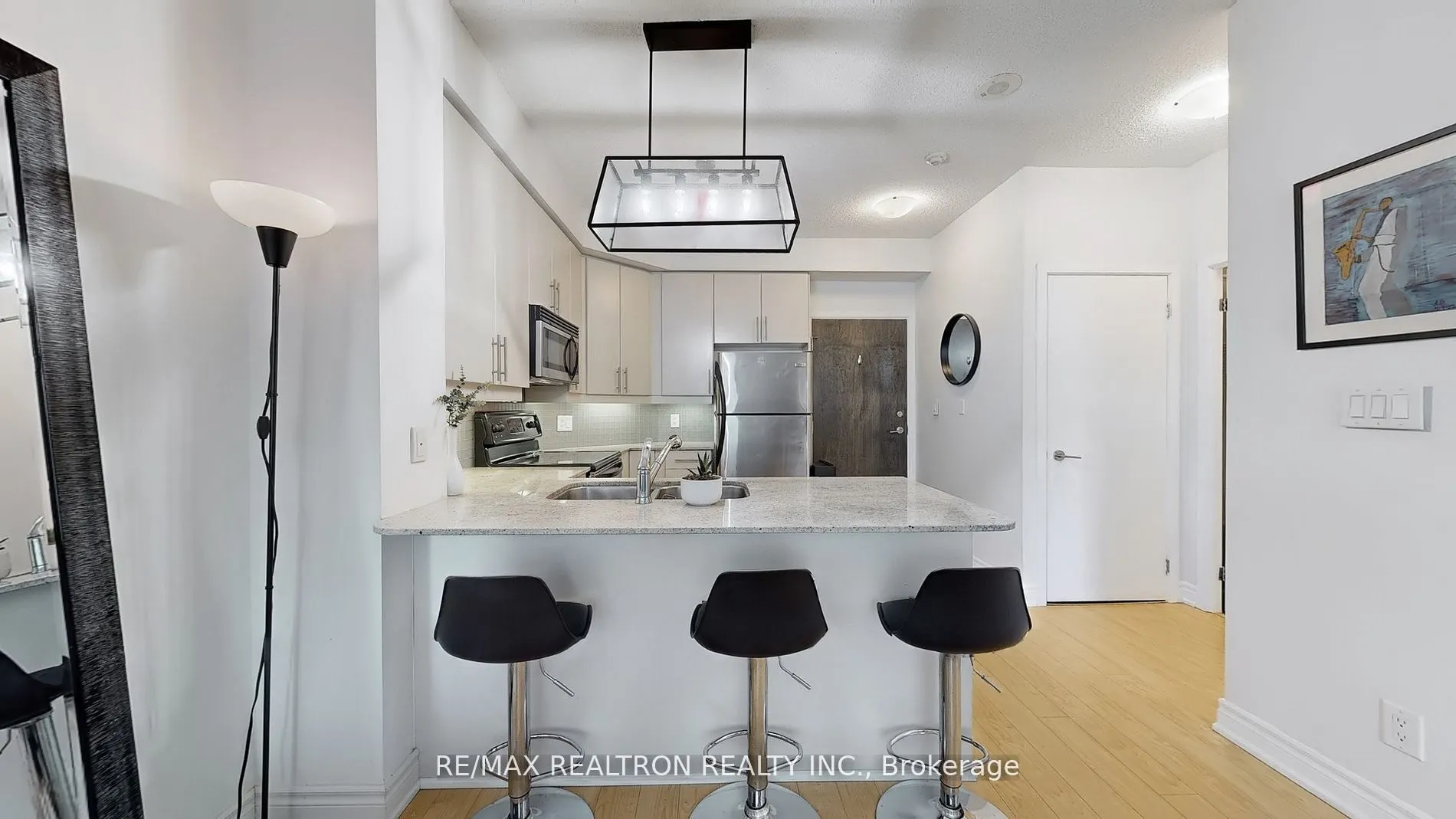 18 Harbour Street #2104