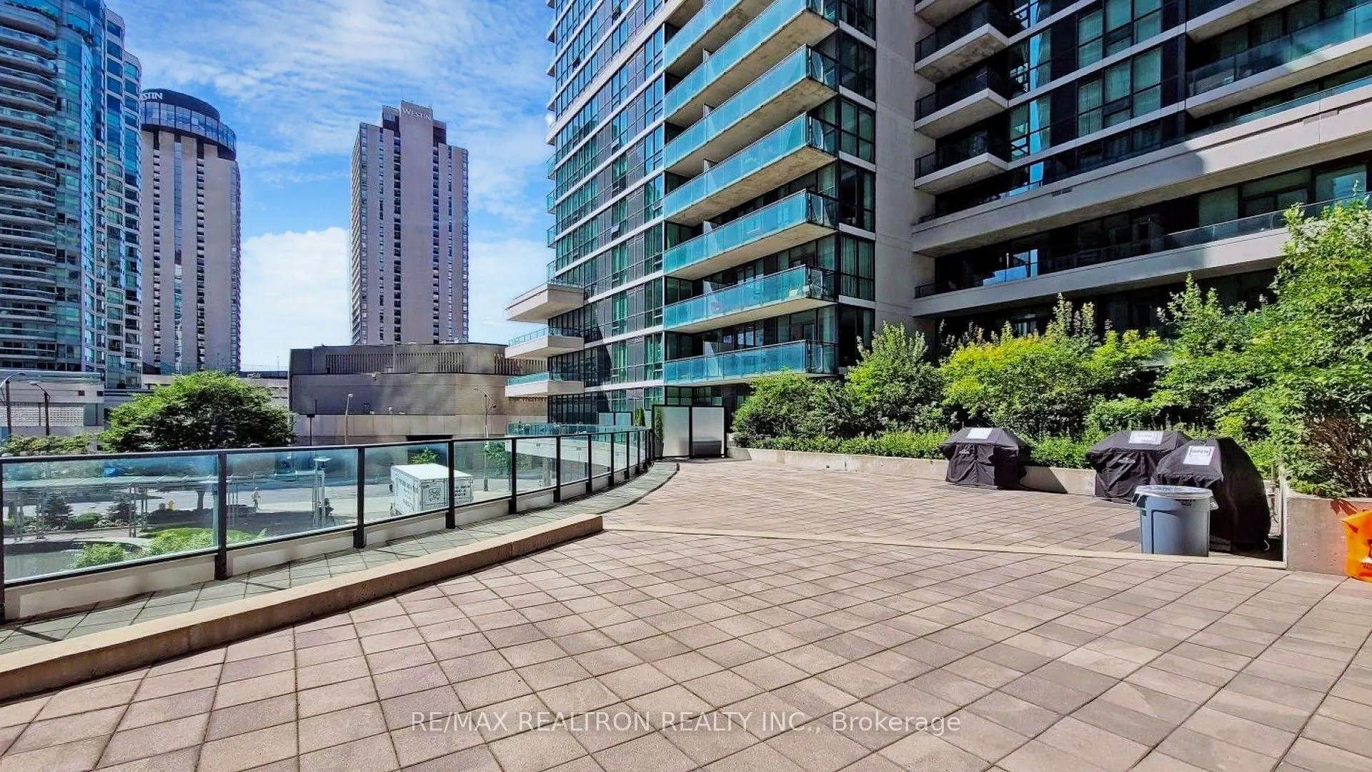 18 Harbour Street #2104