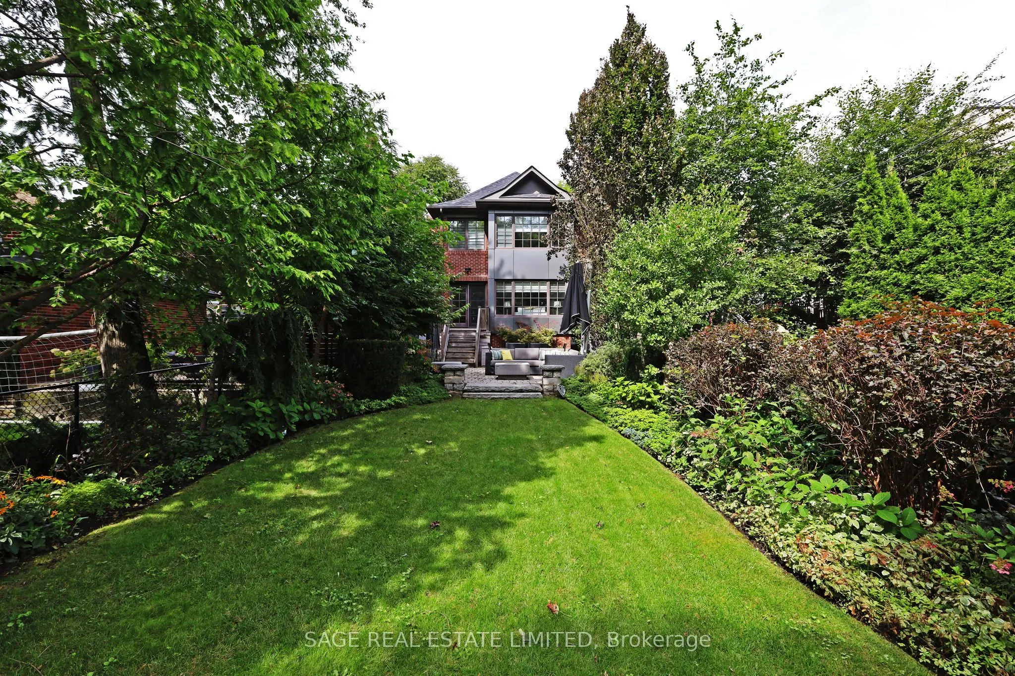133 Glengrove Avenue W