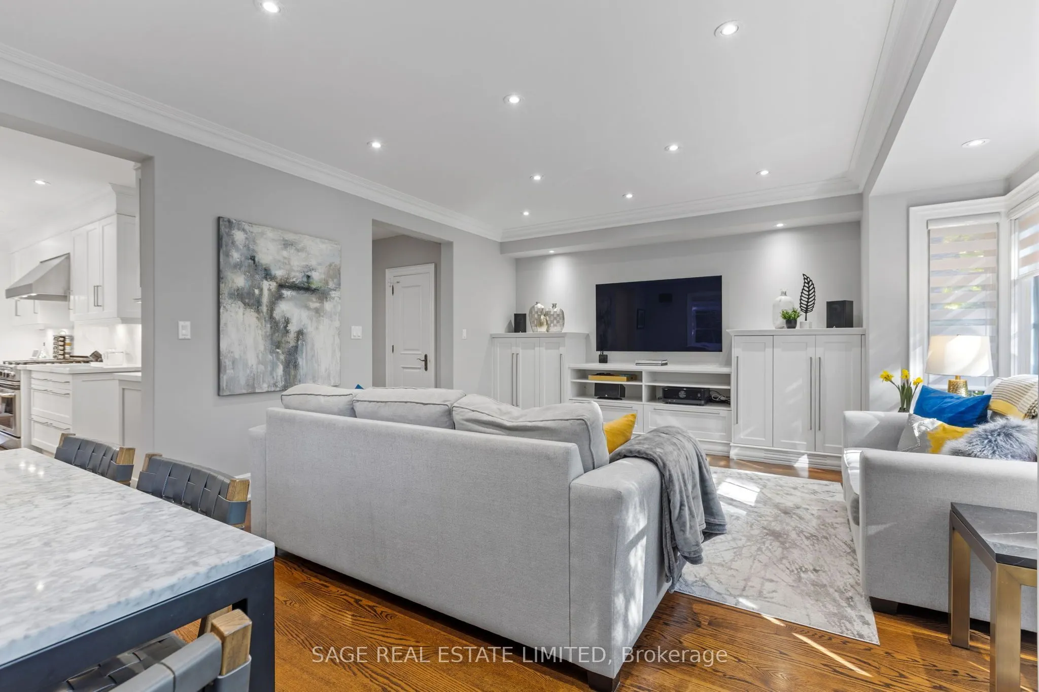133 Glengrove Avenue W