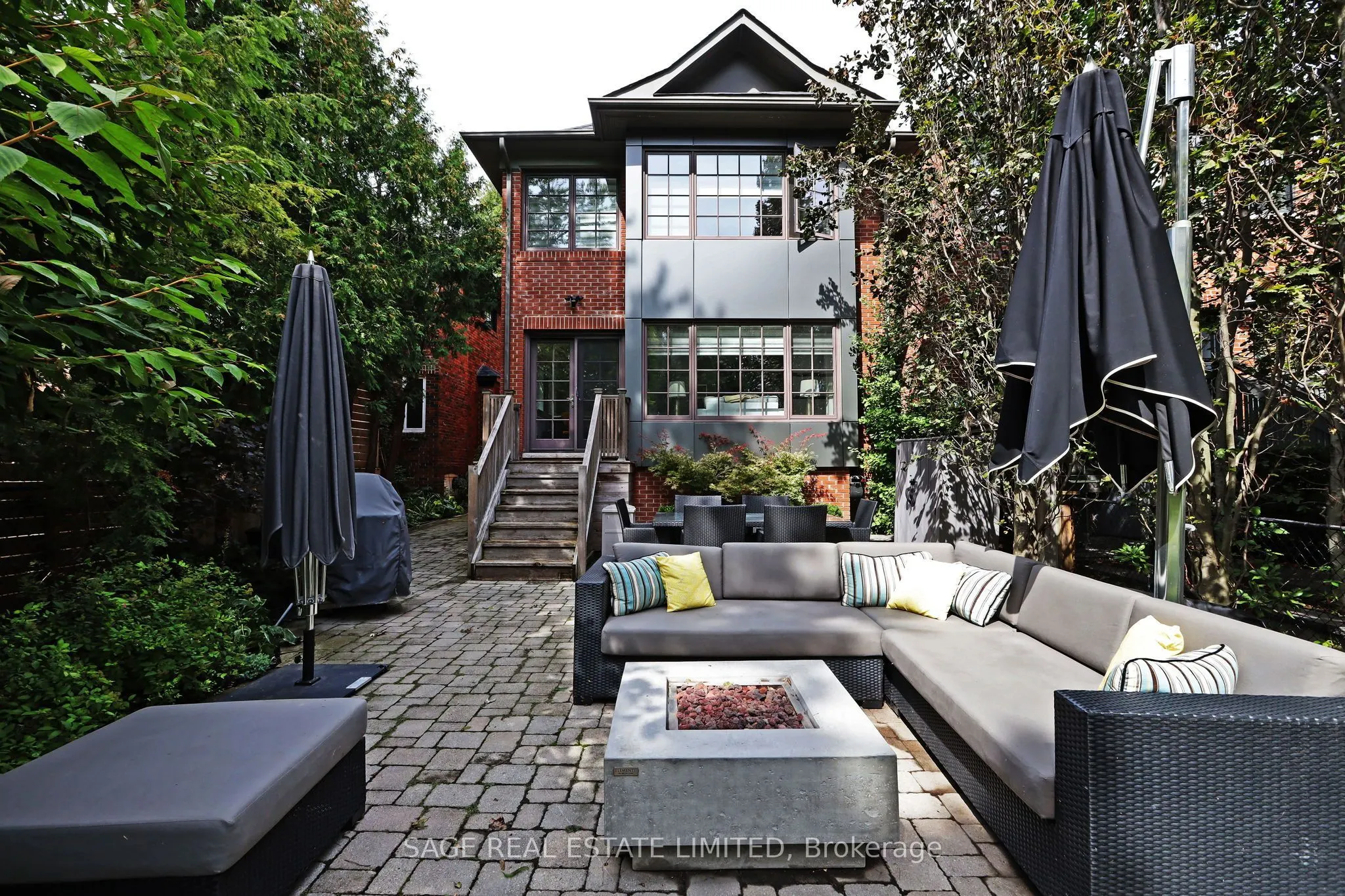 133 Glengrove Avenue W