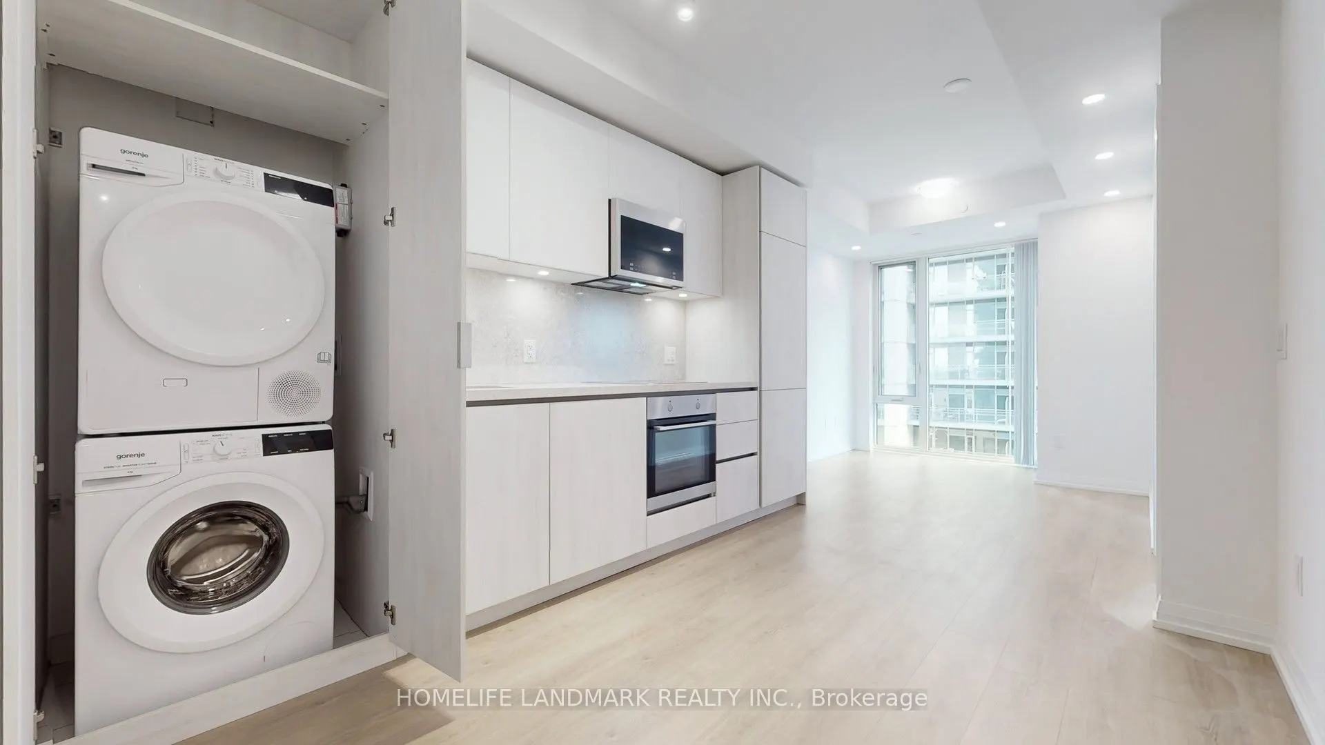 8 Widmer Street #2207