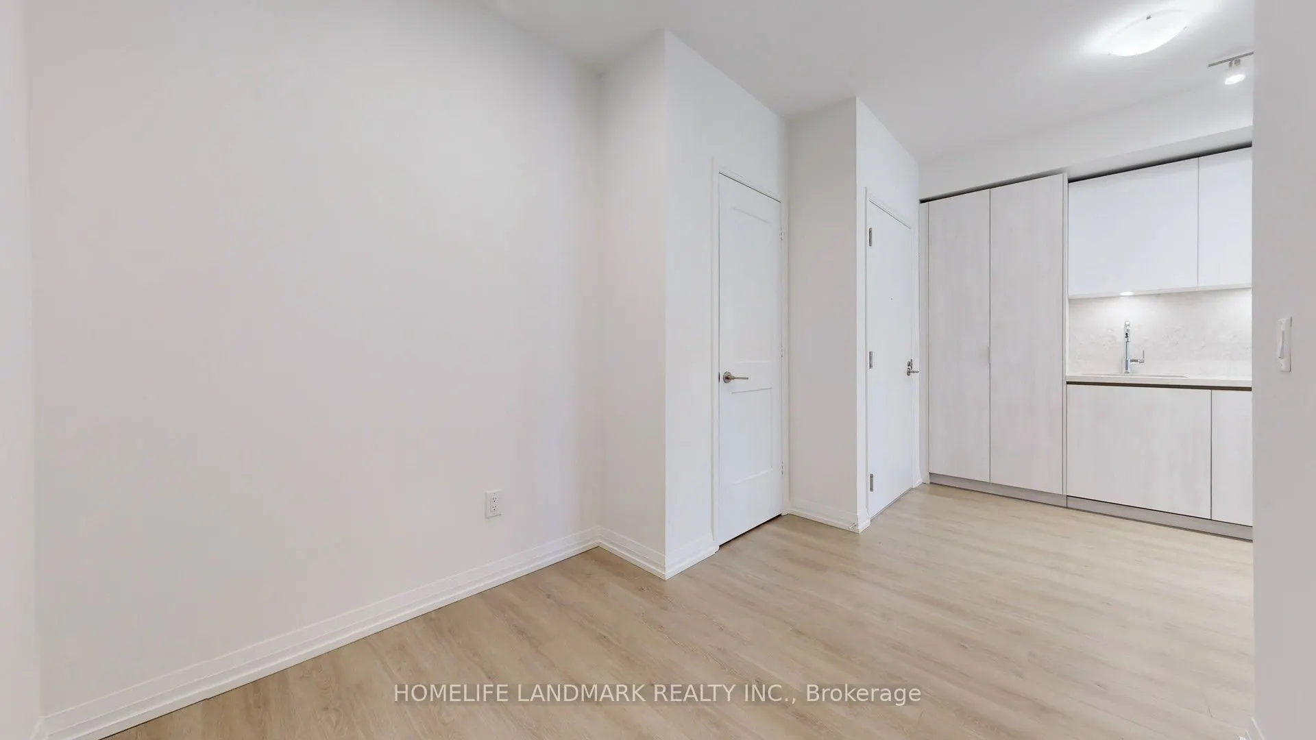 8 Widmer Street #2207