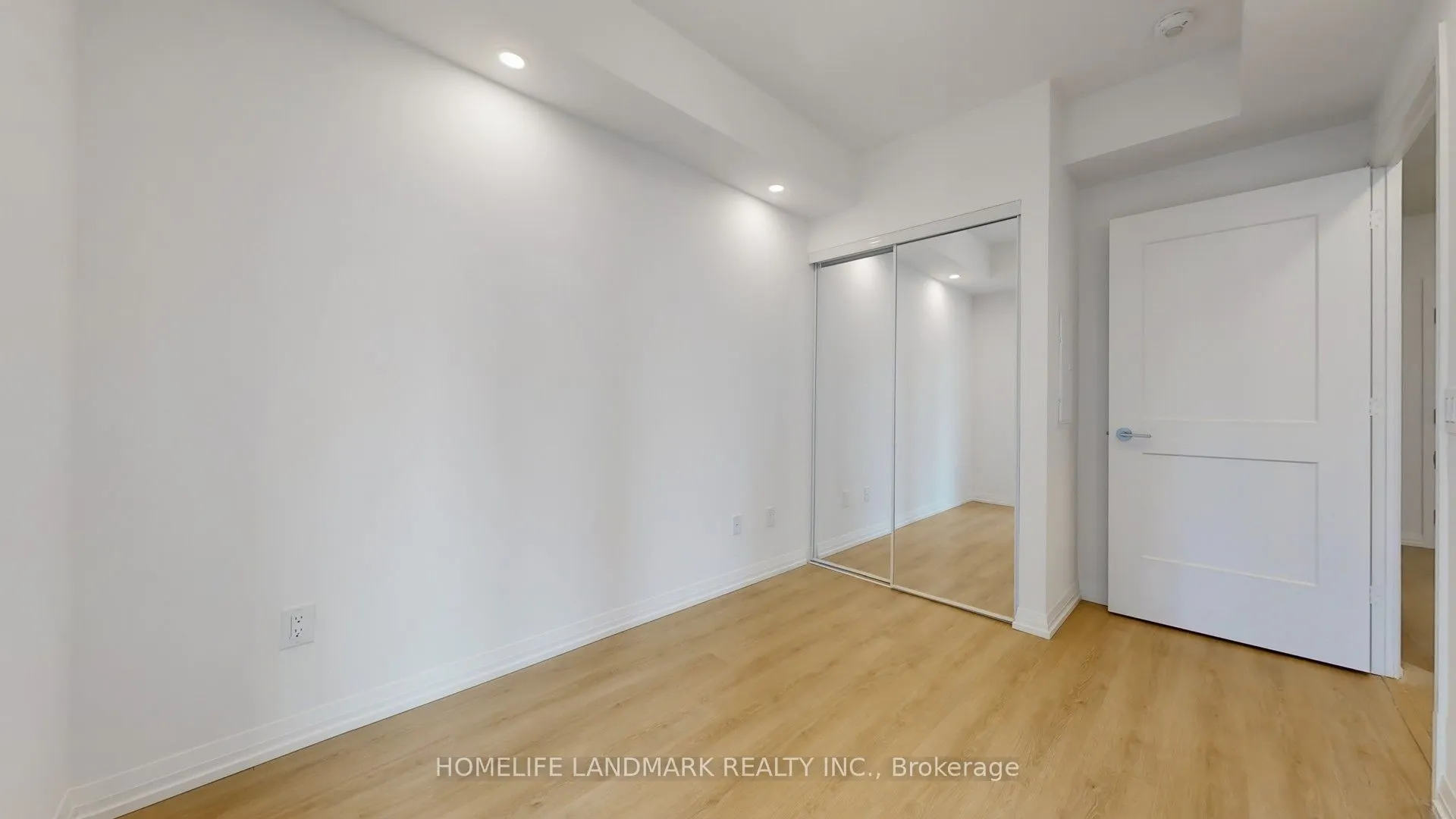 8 Widmer Street #2207