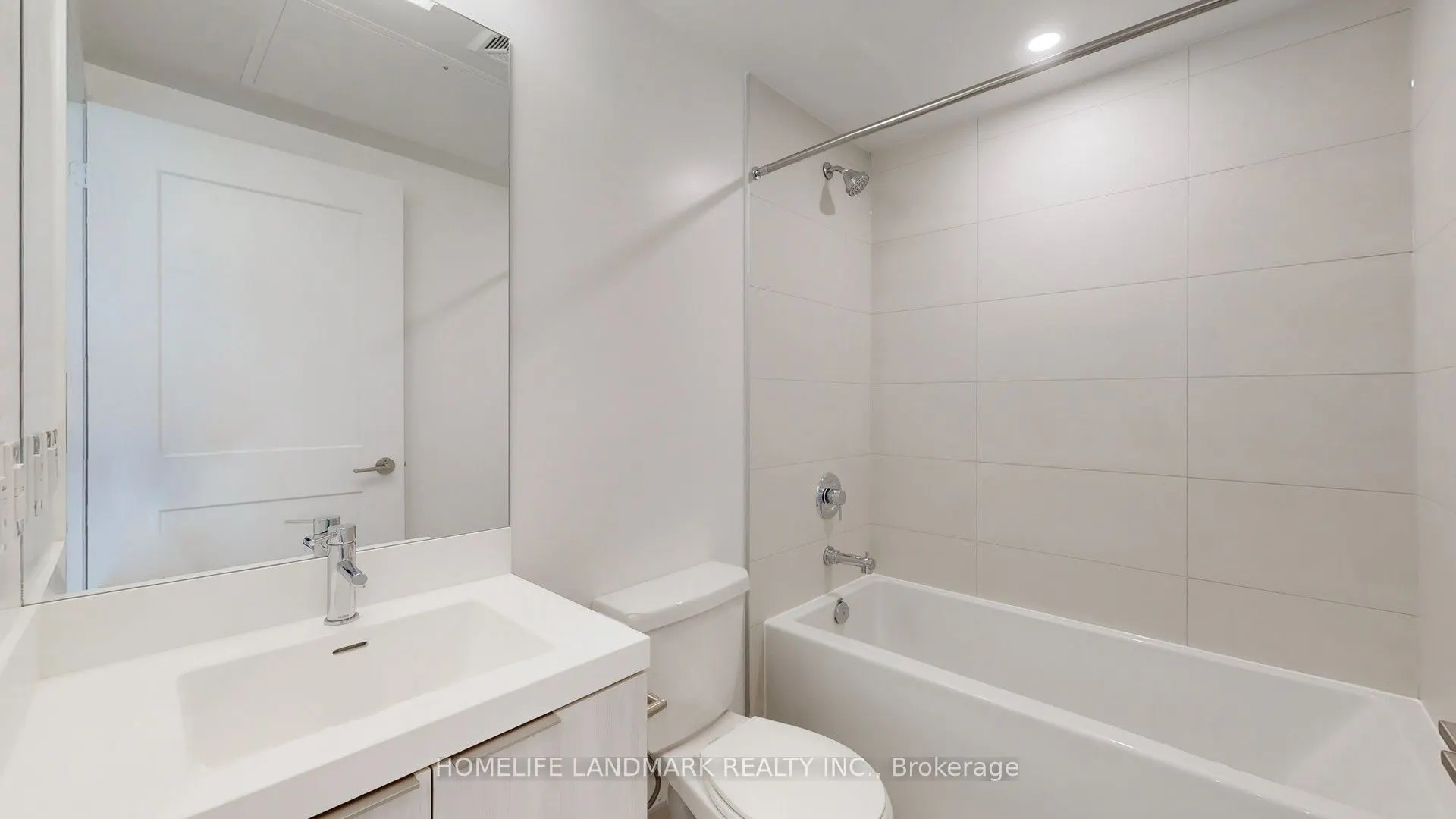 8 Widmer Street #2207