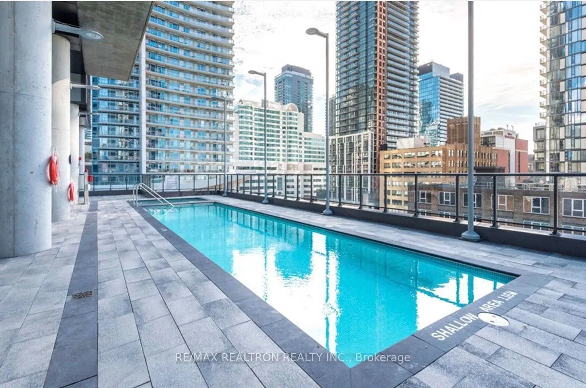 290 Adelaide Street W #2509