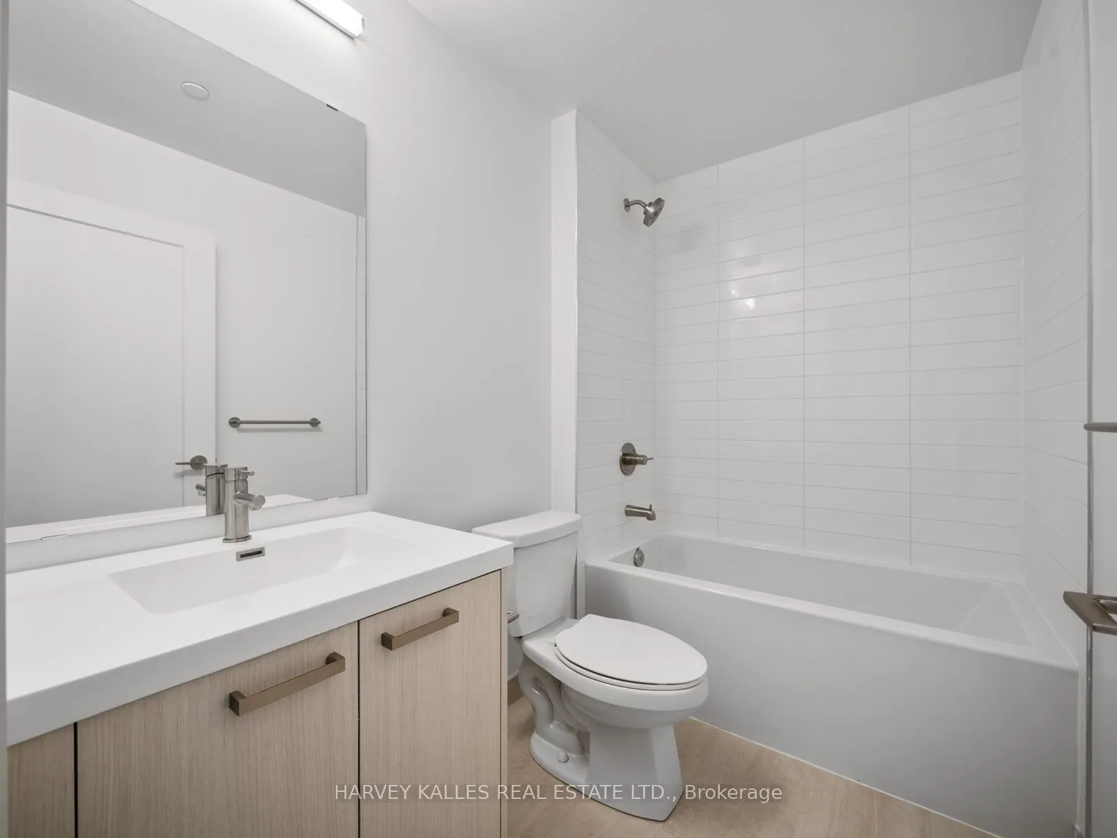 20 Soudan Avenue #3703